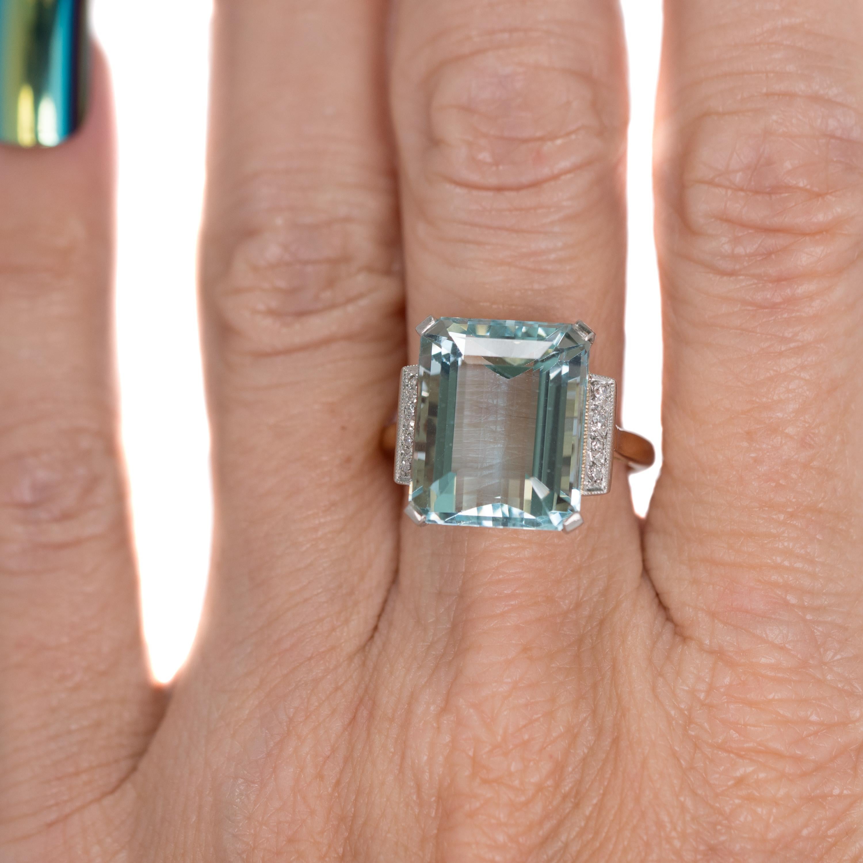 1950 11 Carat Aquamarine and Diamond, 14 Karat Gold Two-Tone Engagement Ring 2
