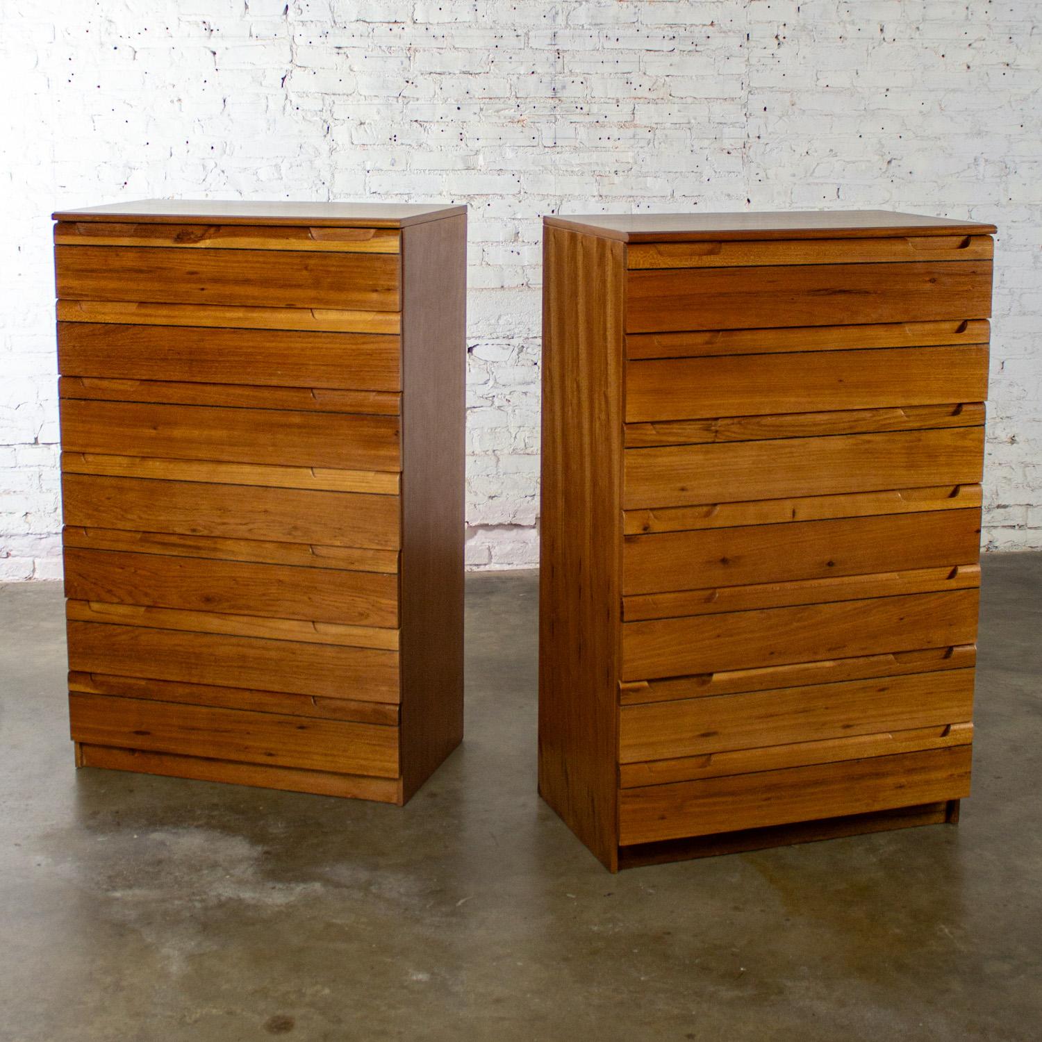 Paire de commodes en bois dur MCM 1950-1960 fabriquées au Brésil par Singer en vente 5
