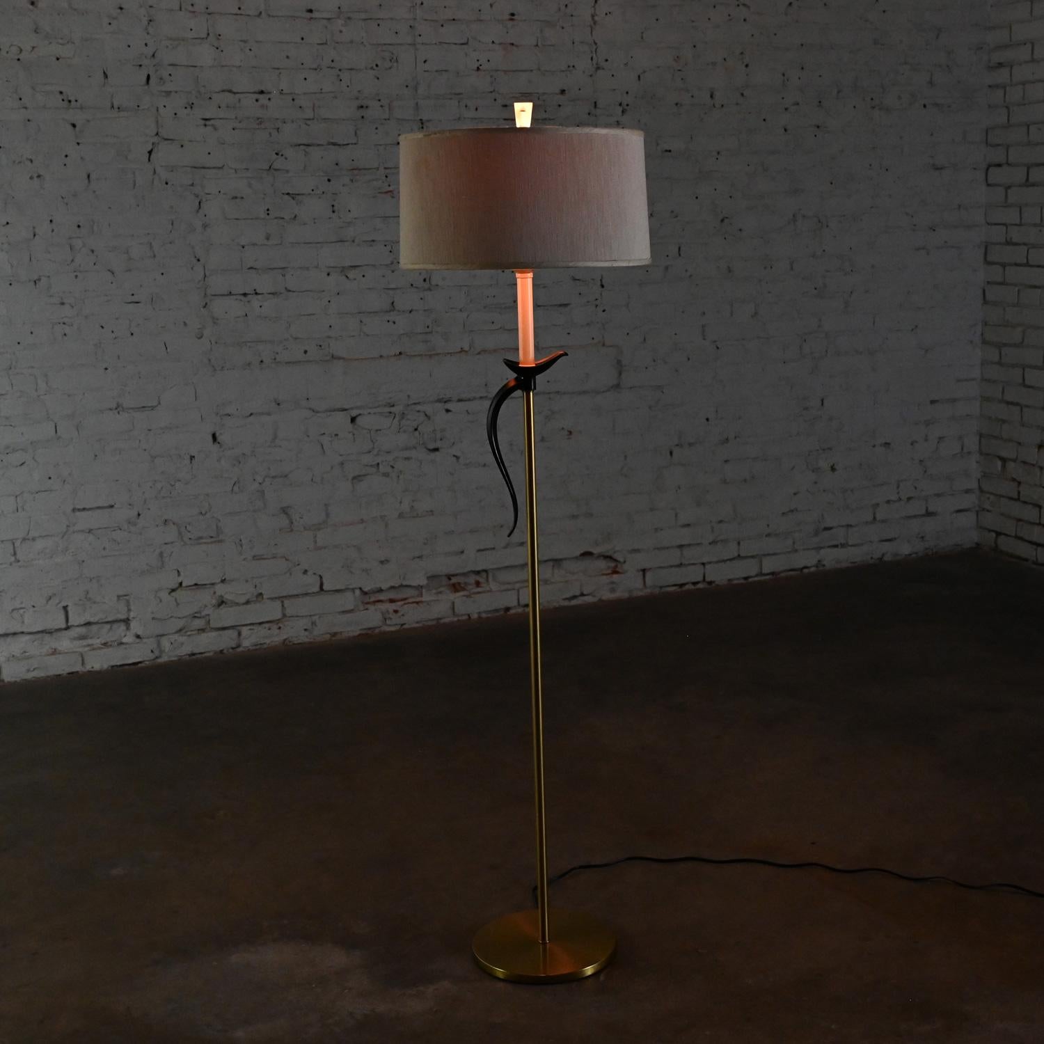 1950-1960’s MCM Floor Lamp Brass Plated & Black Pheasant Tail Accent Drum Shade For Sale 3
