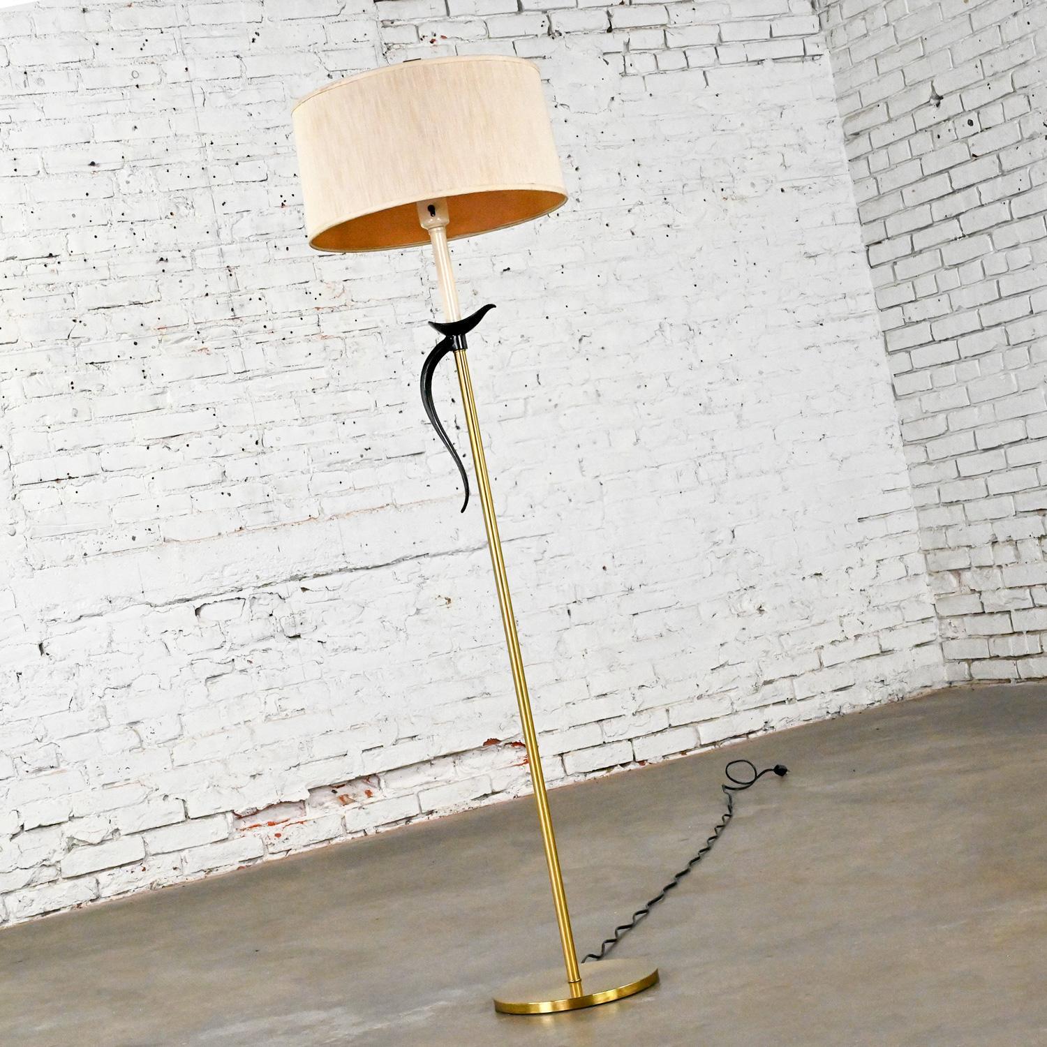 1950-1960’s MCM Floor Lamp Brass Plated & Black Pheasant Tail Accent Drum Shade For Sale 4