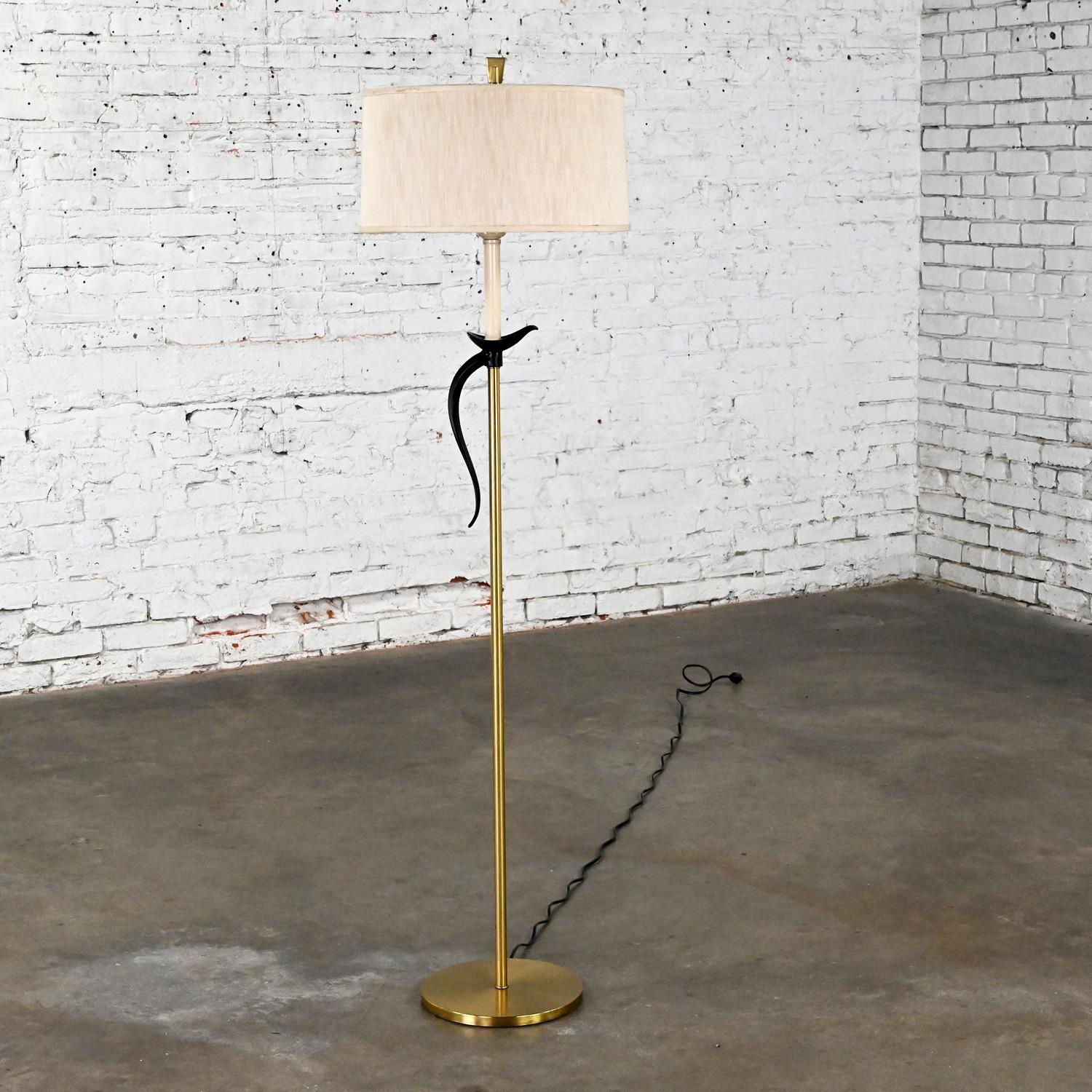 1950-1960’s MCM Floor Lamp Brass Plated & Black Pheasant Tail Accent Drum Shade For Sale 10