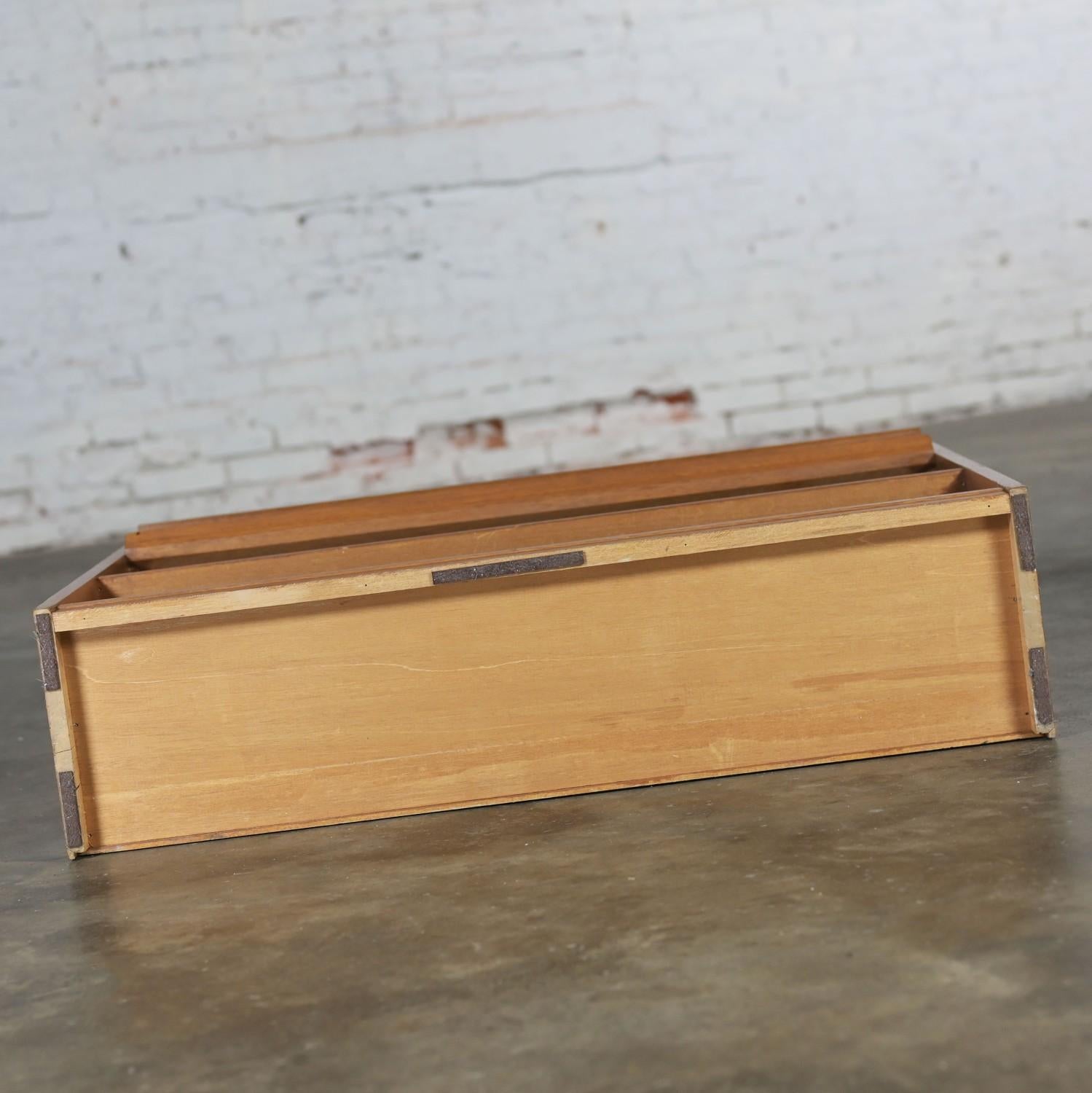 1950-1960’s Mid-Century Modern Low Mahogany Bookcase with Slanted Display Shelf For Sale 14