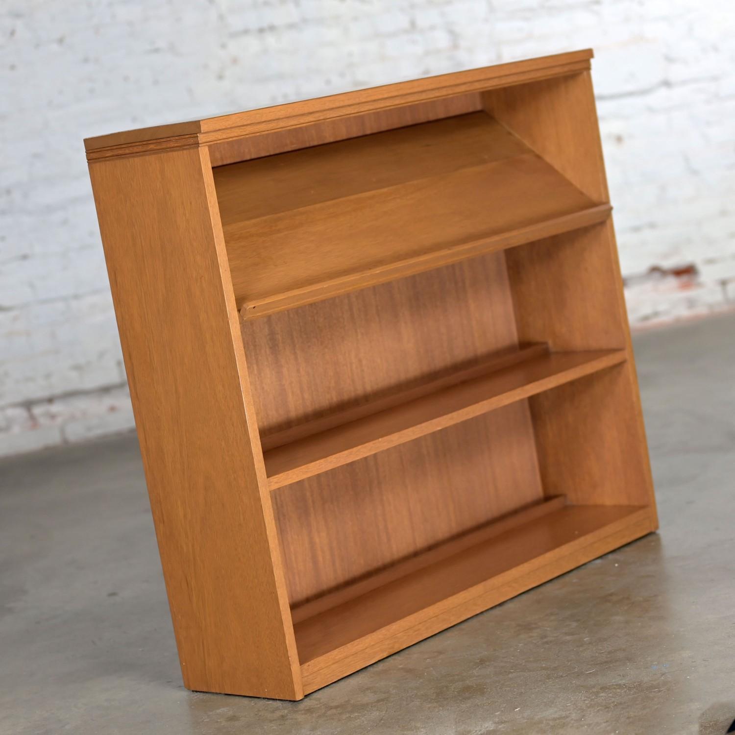 1950-1960’s Mid-Century Modern Low Mahogany Bookcase with Slanted Display Shelf For Sale 3