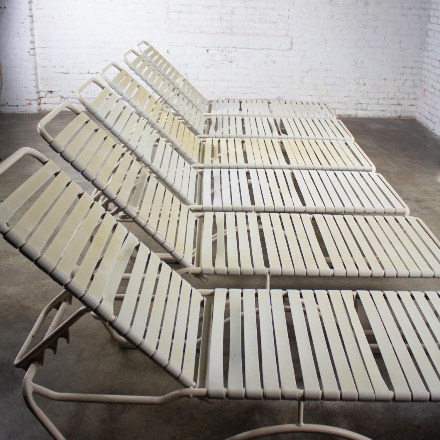 1950-1960 Lot de 6 chaises longues empilables Tropitone Kahana Aluminium & Vinyle en vente 8