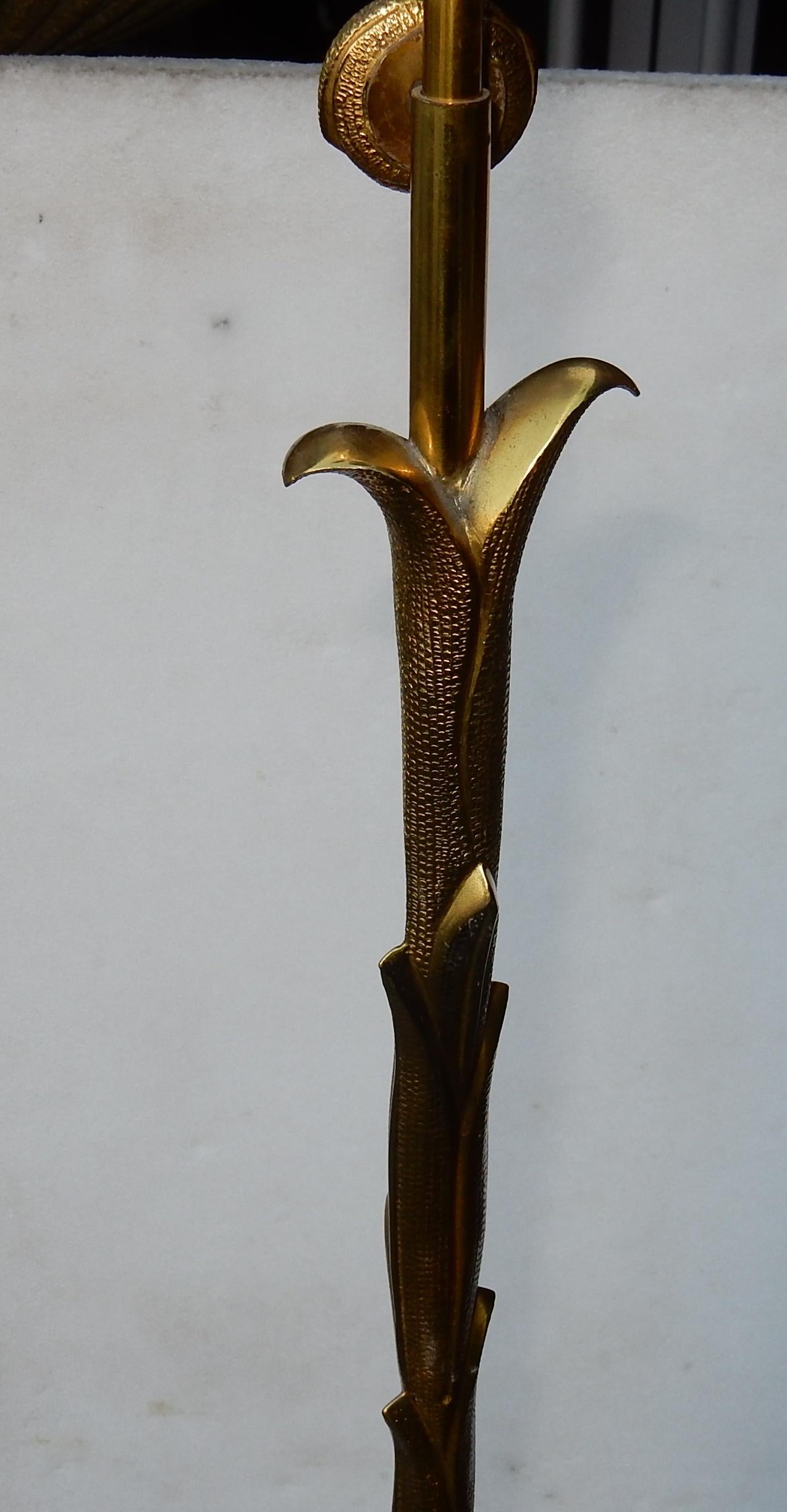 Bronze Poster de lampe en bronze doré des années 1950-1970 Modèle de palmier réglable Maison Charles en vente