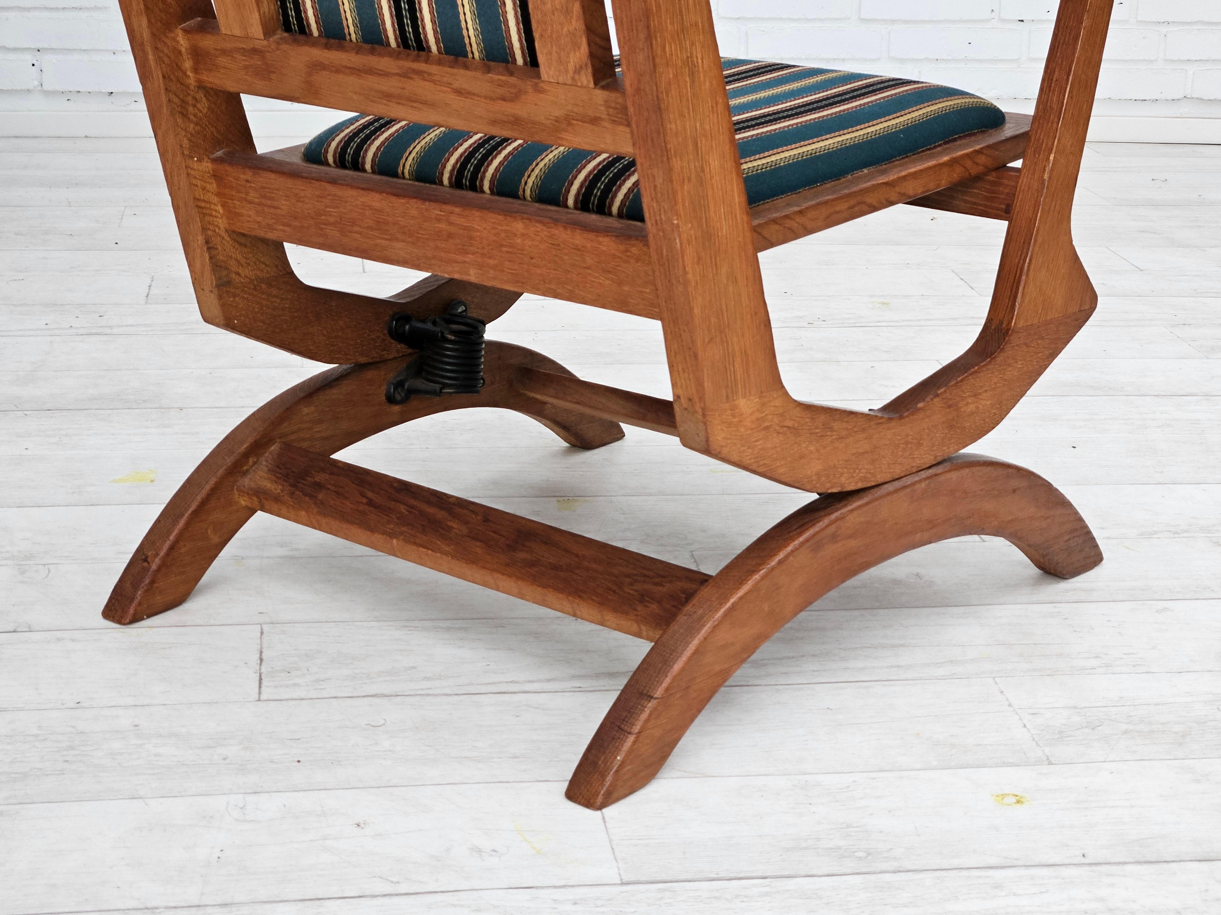 Dans les années 1950-60, le fauteuil à haut dossier danois en très bon état d'origine Bon état - En vente à Tarm, 82