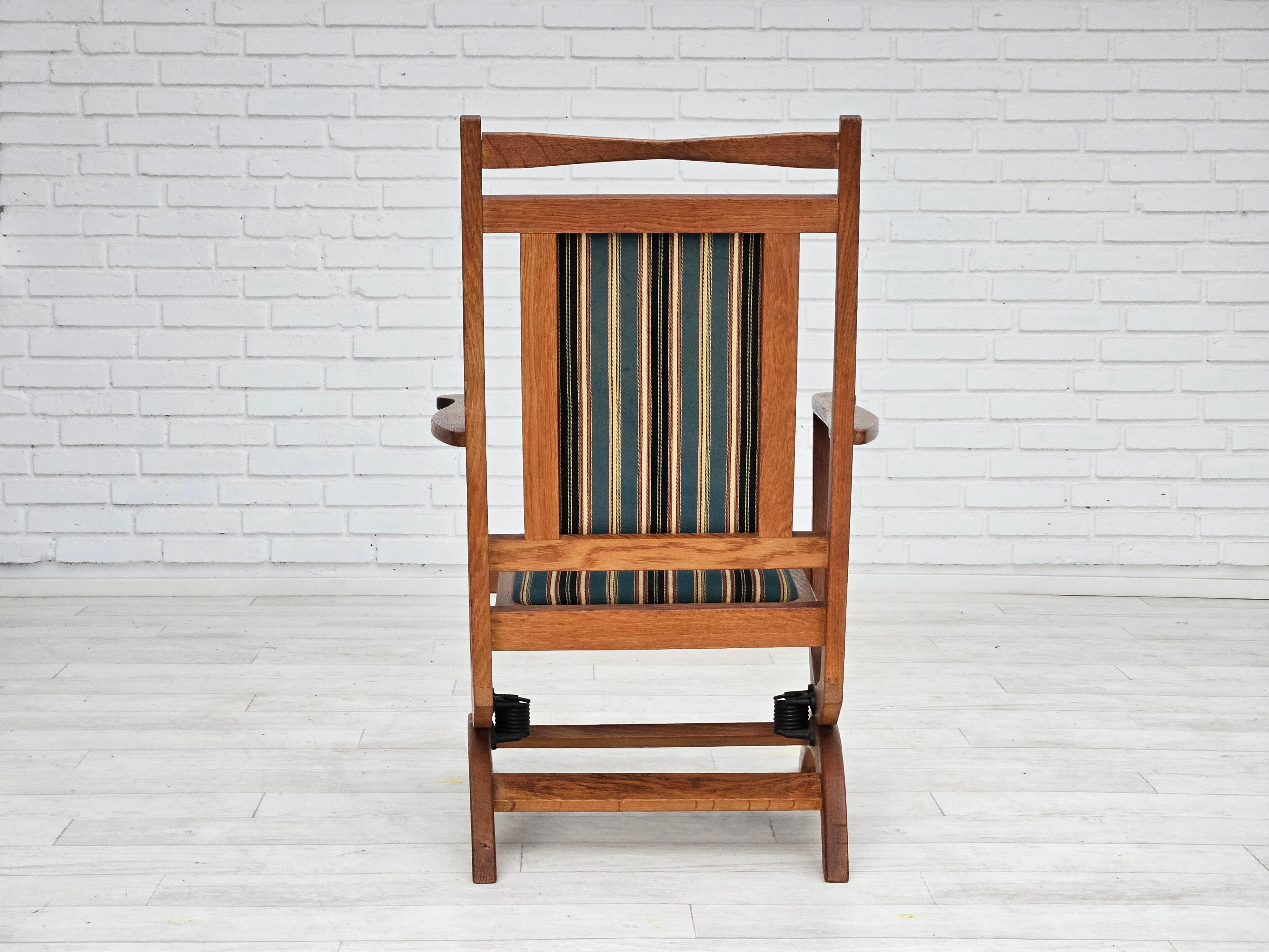Laine Dans les années 1950-60, le fauteuil à haut dossier danois en très bon état d'origine en vente