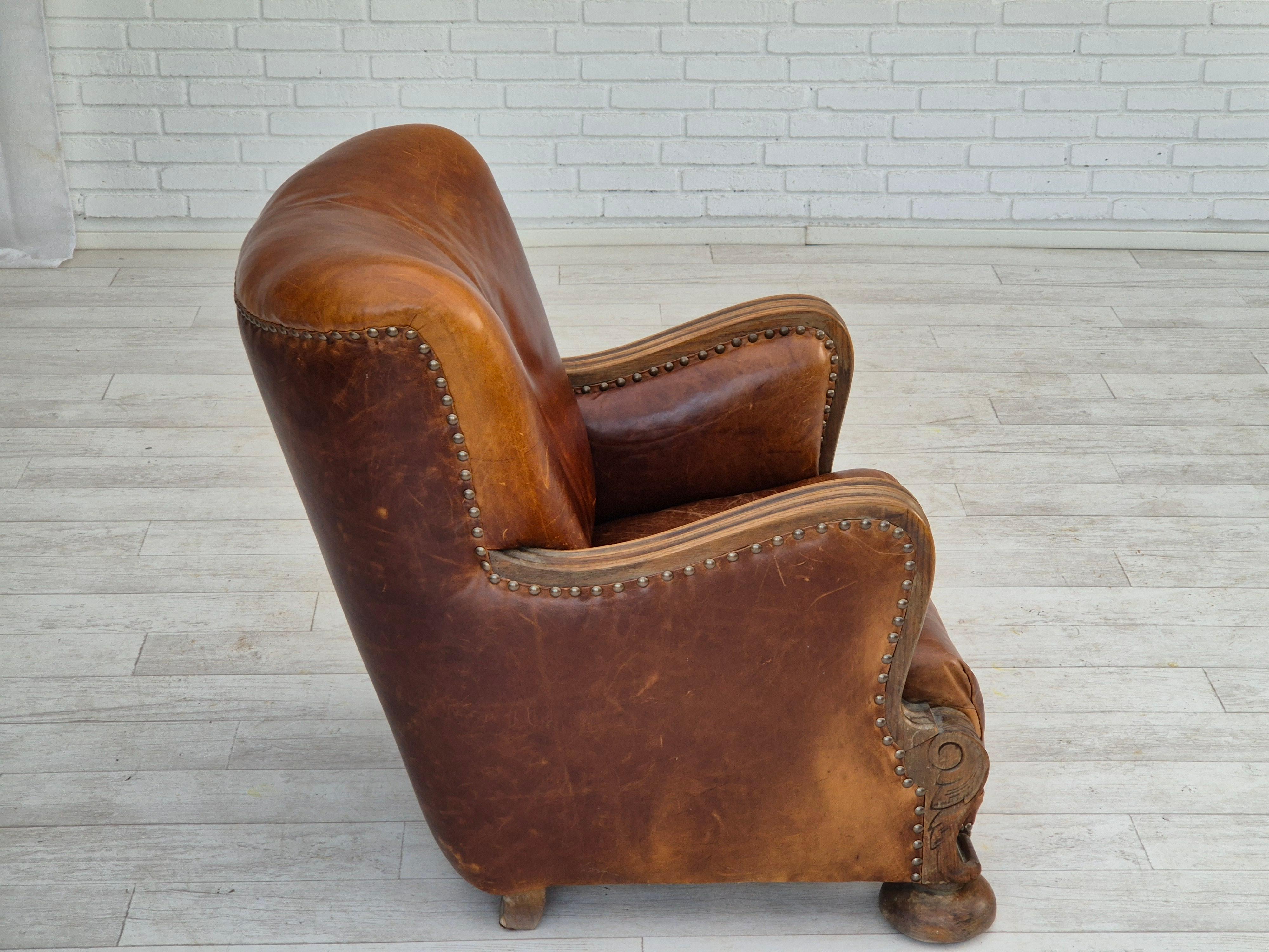 1950-60, fauteuil relax danois, état d'origine, cuir, bois de chêne. en vente 1