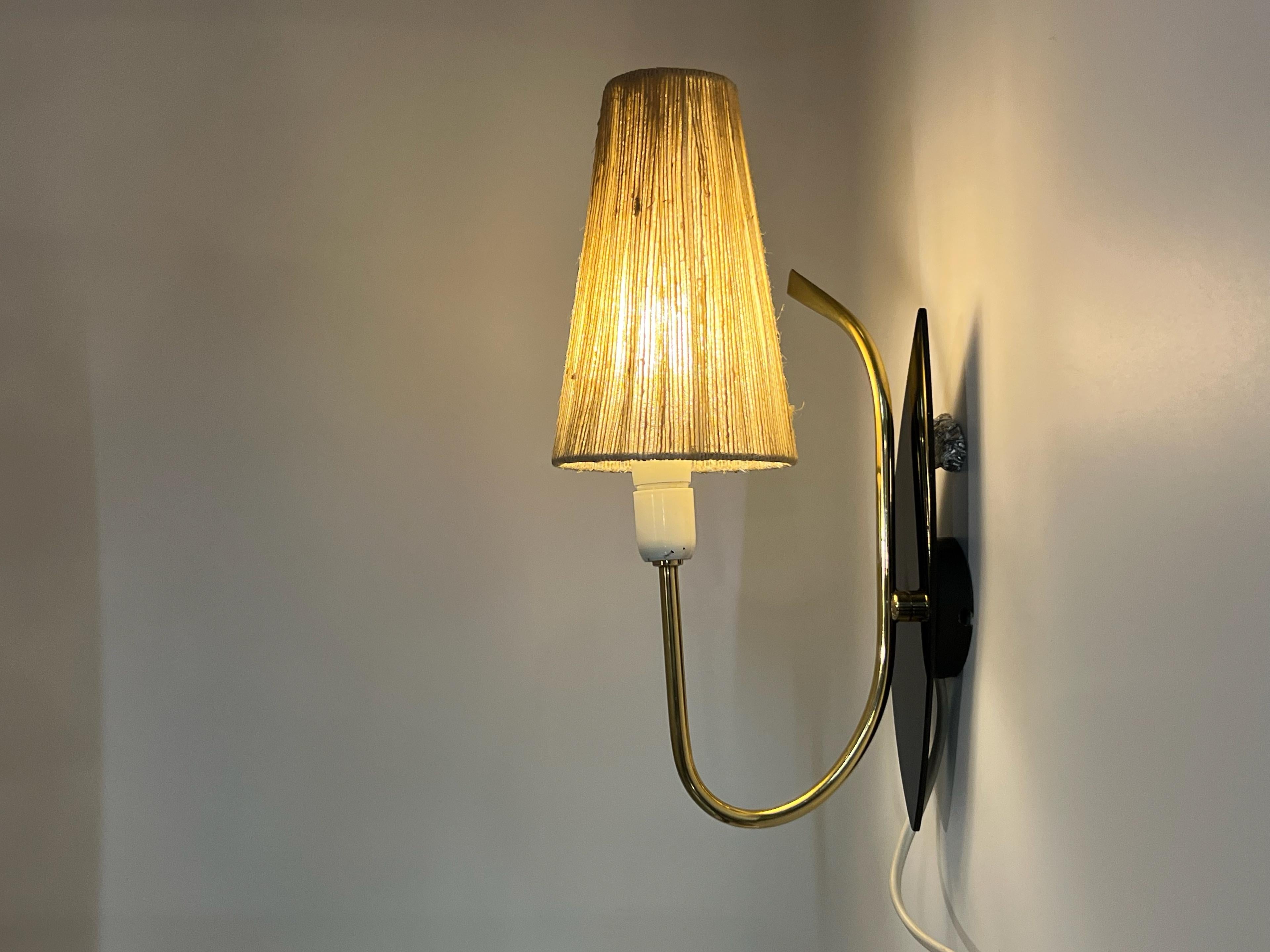 Años 50/60 TR & Co. Lámpara de pared moderna escandinava de mediados de siglo, Noruega Moderno de mediados de siglo en venta