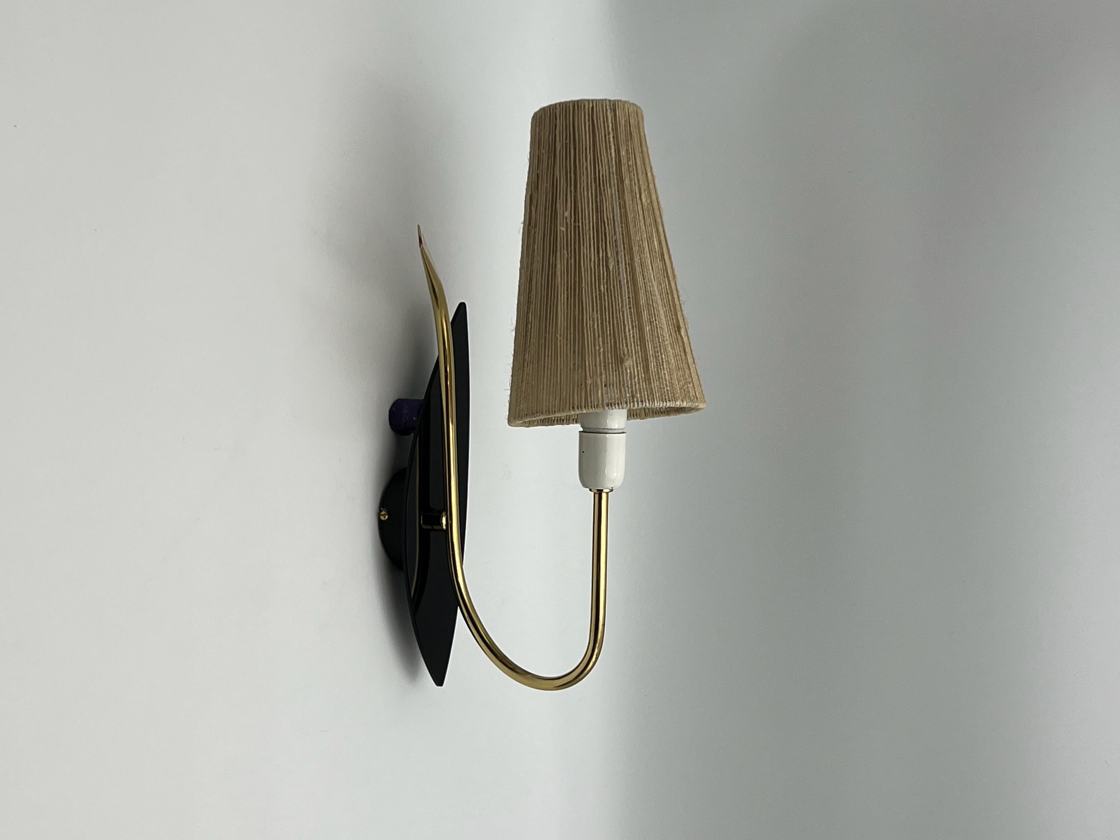 Años 50/60 TR & Co. Lámpara de pared moderna escandinava de mediados de siglo, Noruega mediados del siglo XX en venta