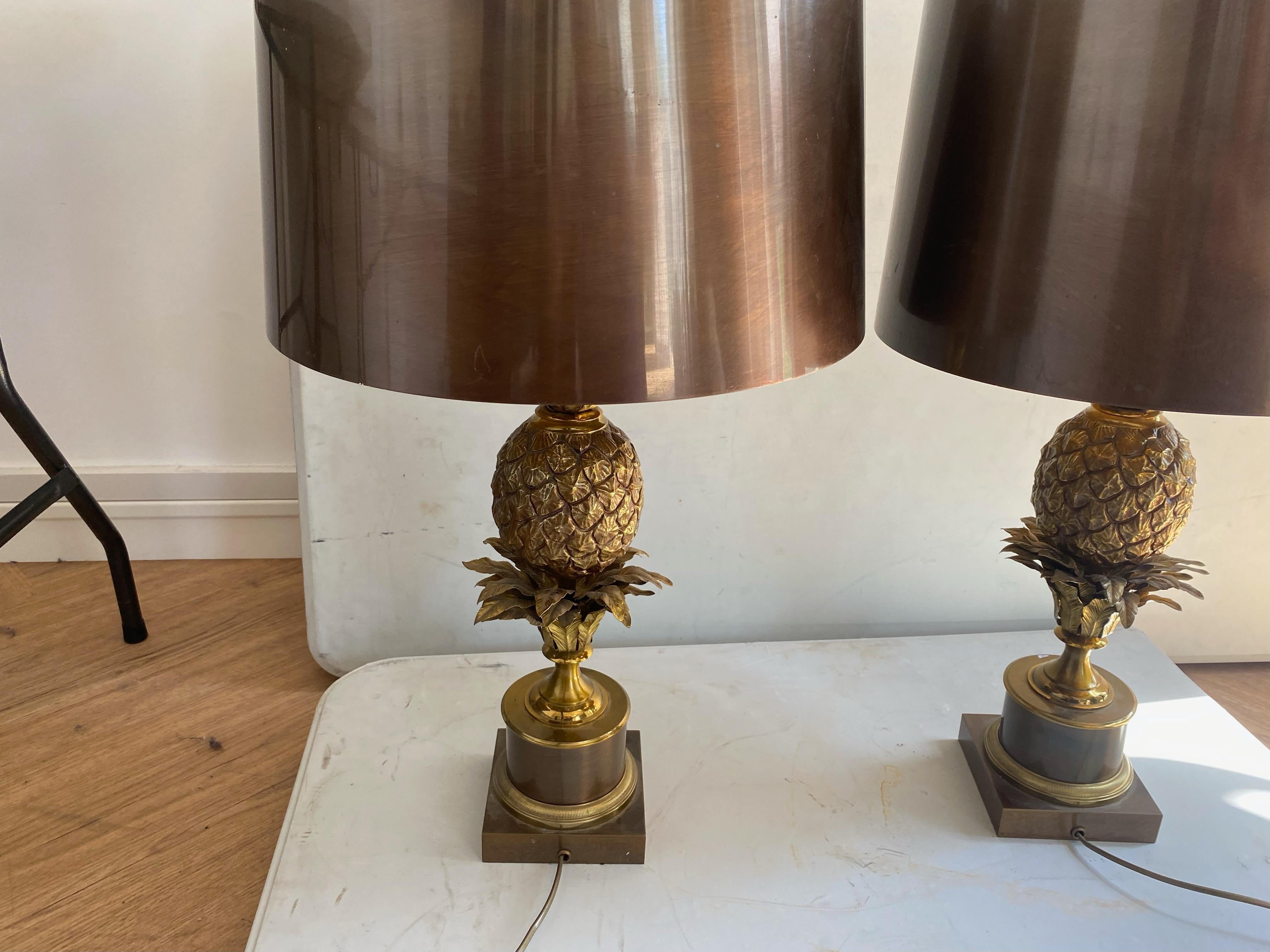 Neoclassical 1950/70 Pair of Bronze Pineapple Lamps, Brass Lampshade, Signed Charles & Fils For Sale