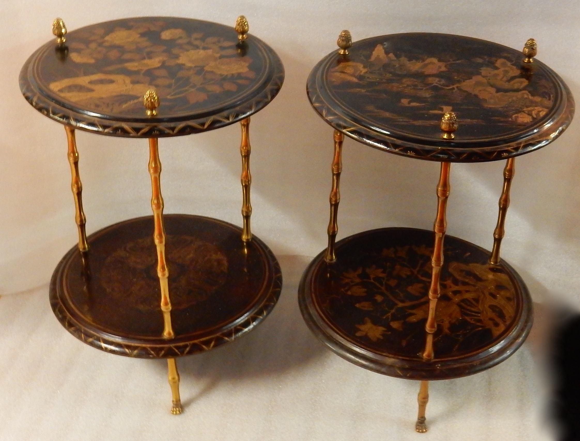 Pair of gilt bronze pedestal bamboo decor claw feet with Chinese lacquer wooden trays with landscape decor, birds, pine cones at the end of the uprights,
circa 1950-1970, condition of use
Everything is screwed, removable, easy to send all-over the