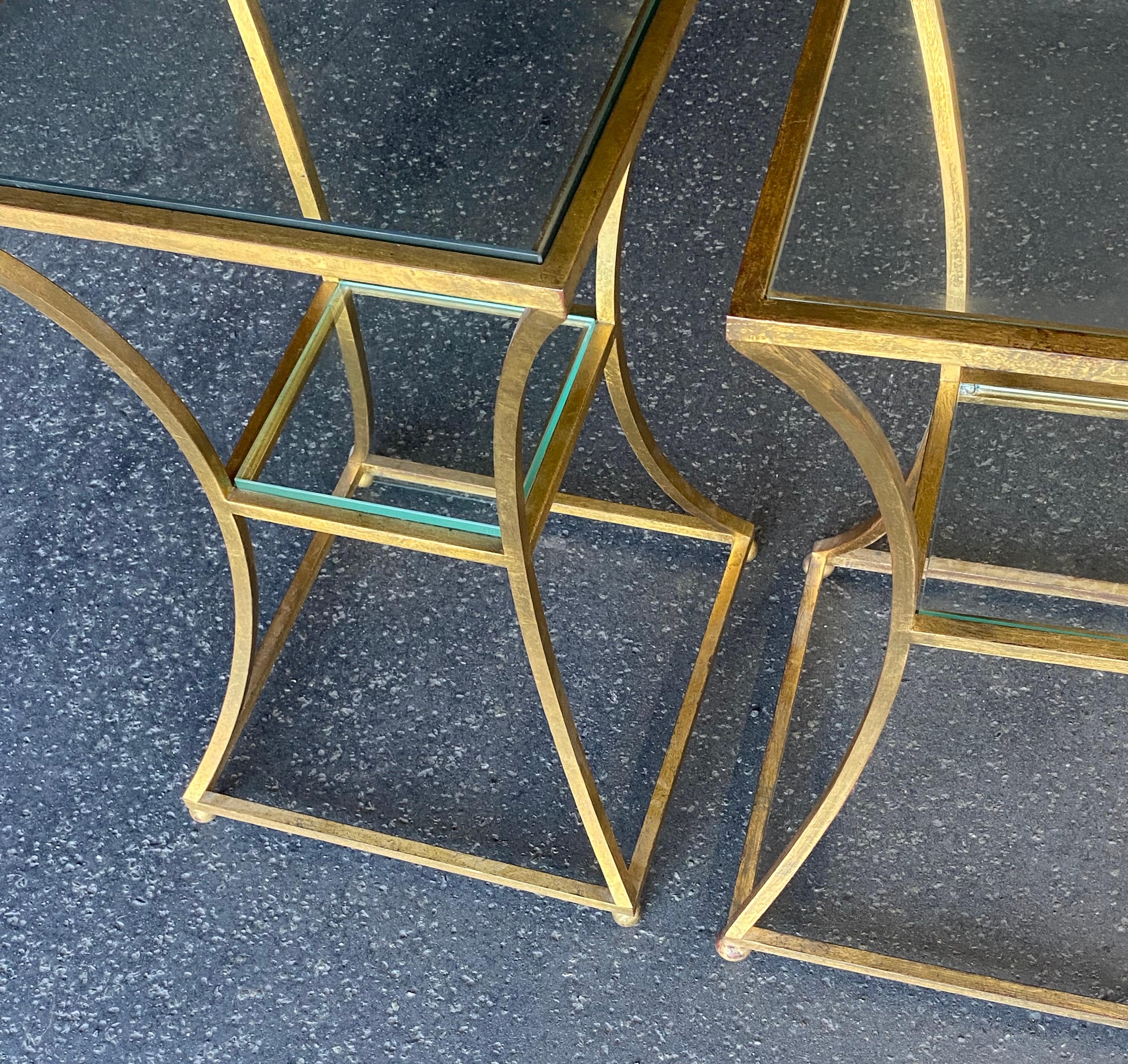 Paar Sockeltische aus goldenem Eisen im Stil von Roger Thibier aus den 1950er Jahren im Angebot 10