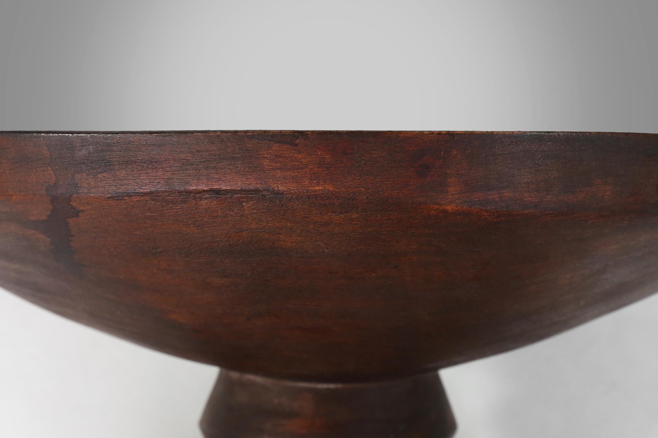1950 / African tree trunk bowl / Mid-century / vintage / design In Good Condition For Sale In Meulebeke, BE