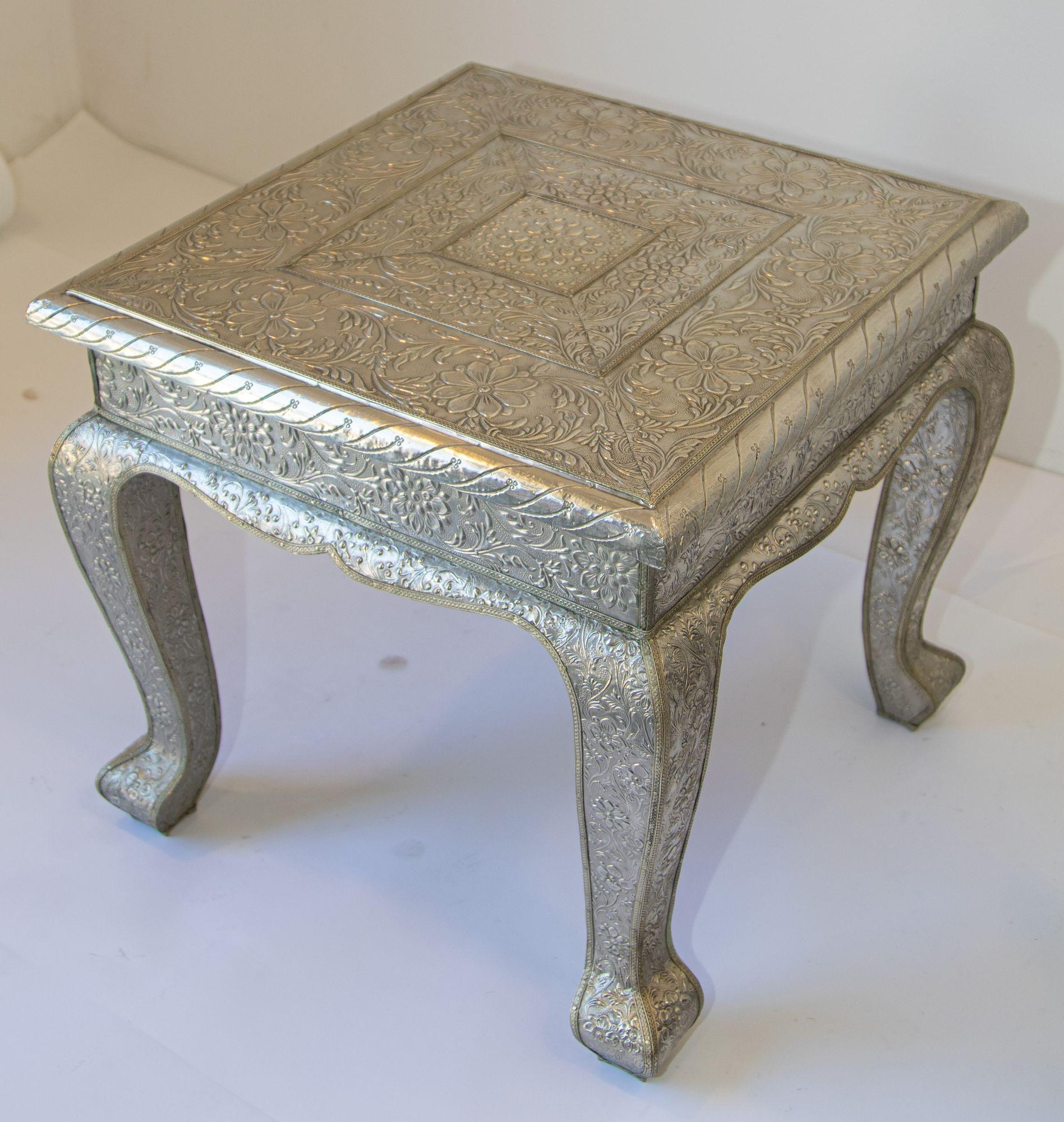 1950 Anglo-Indian Silver Wrapped Clad Side Low Table In Good Condition For Sale In North Hollywood, CA