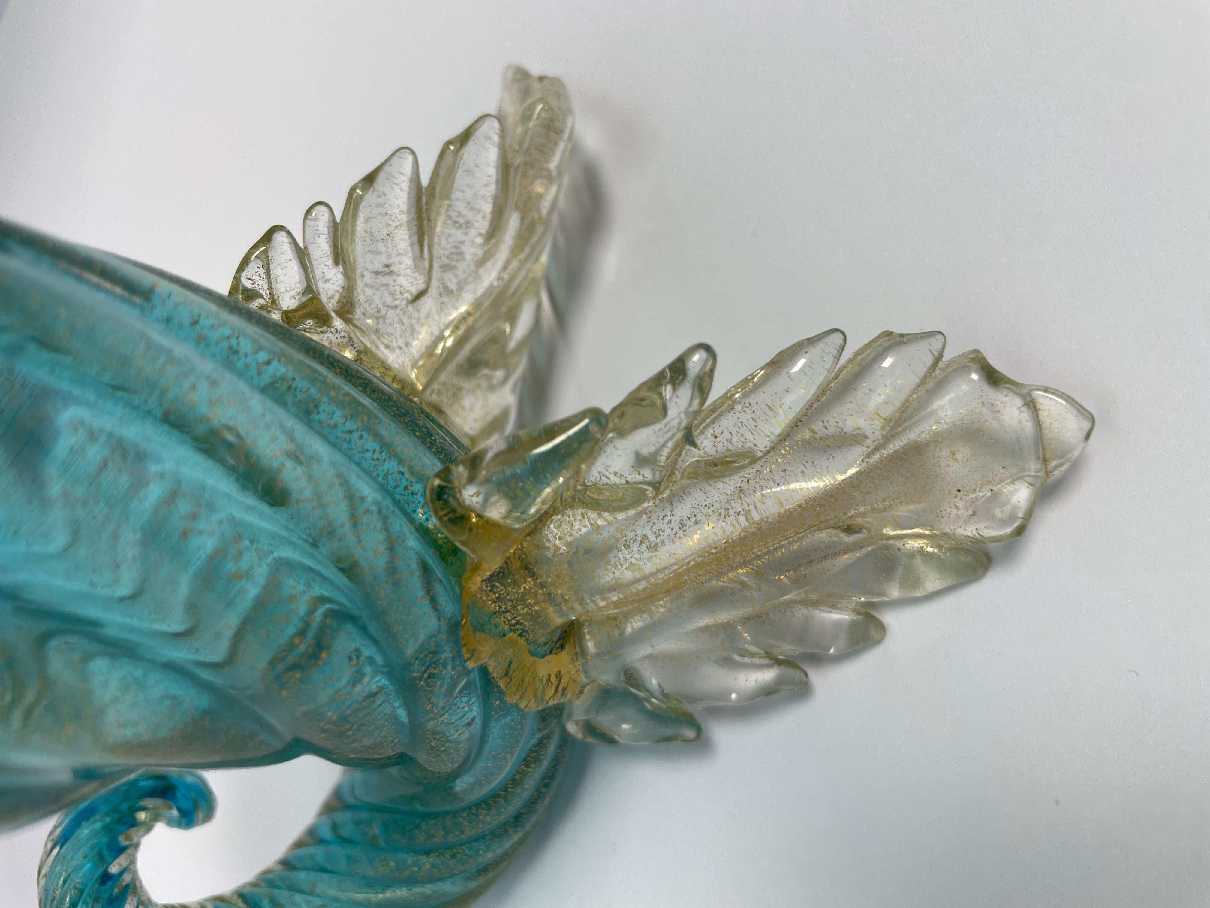 Vetro 1950 Archimede Seguso Cornucopia di Murano, verde acqua con base in oro avventurina e volute in vendita