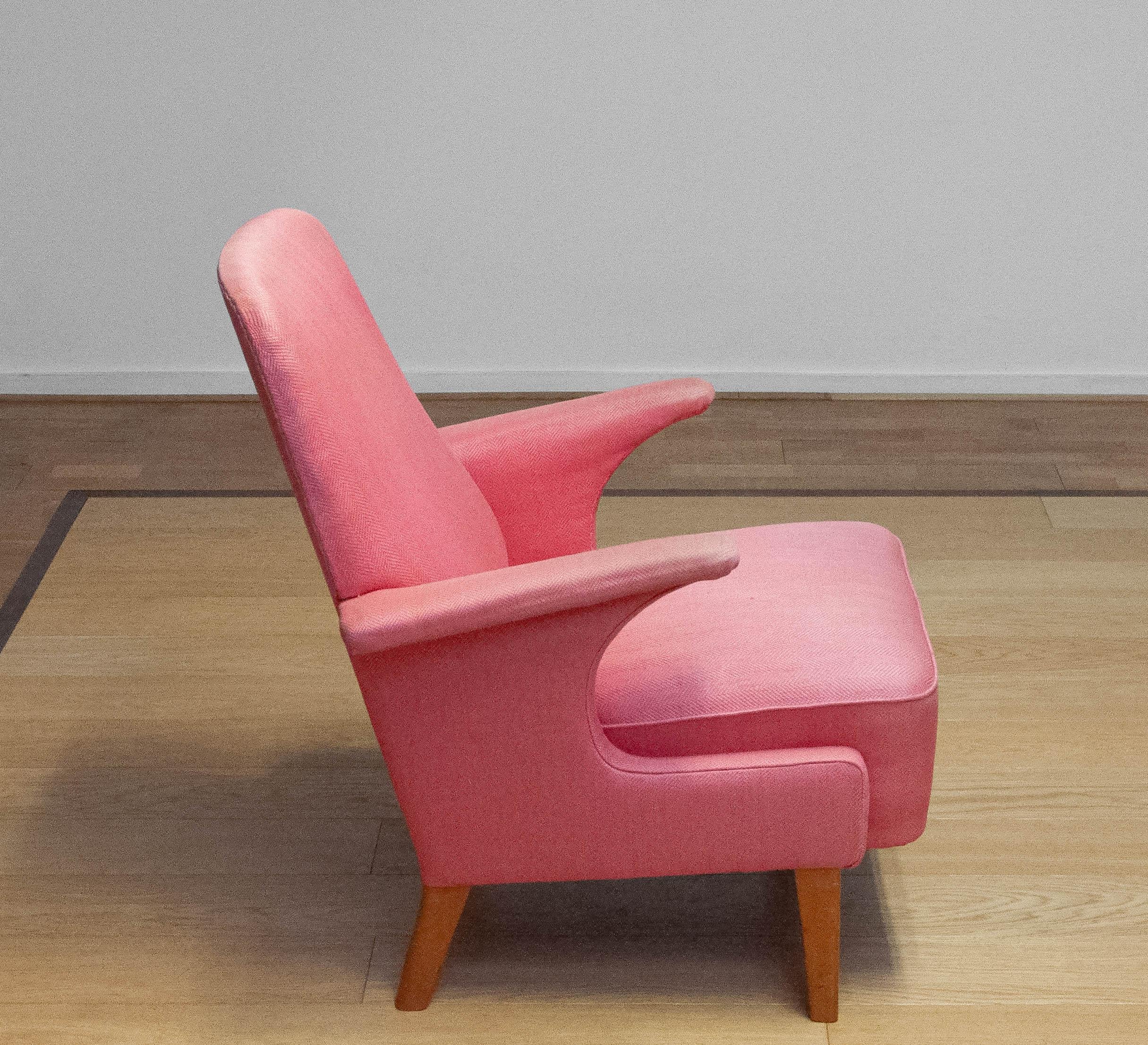 Swedish 1950 Armchair / Lounge Chair With Powder Pink Wool Upholstery By Dux From Sweden For Sale