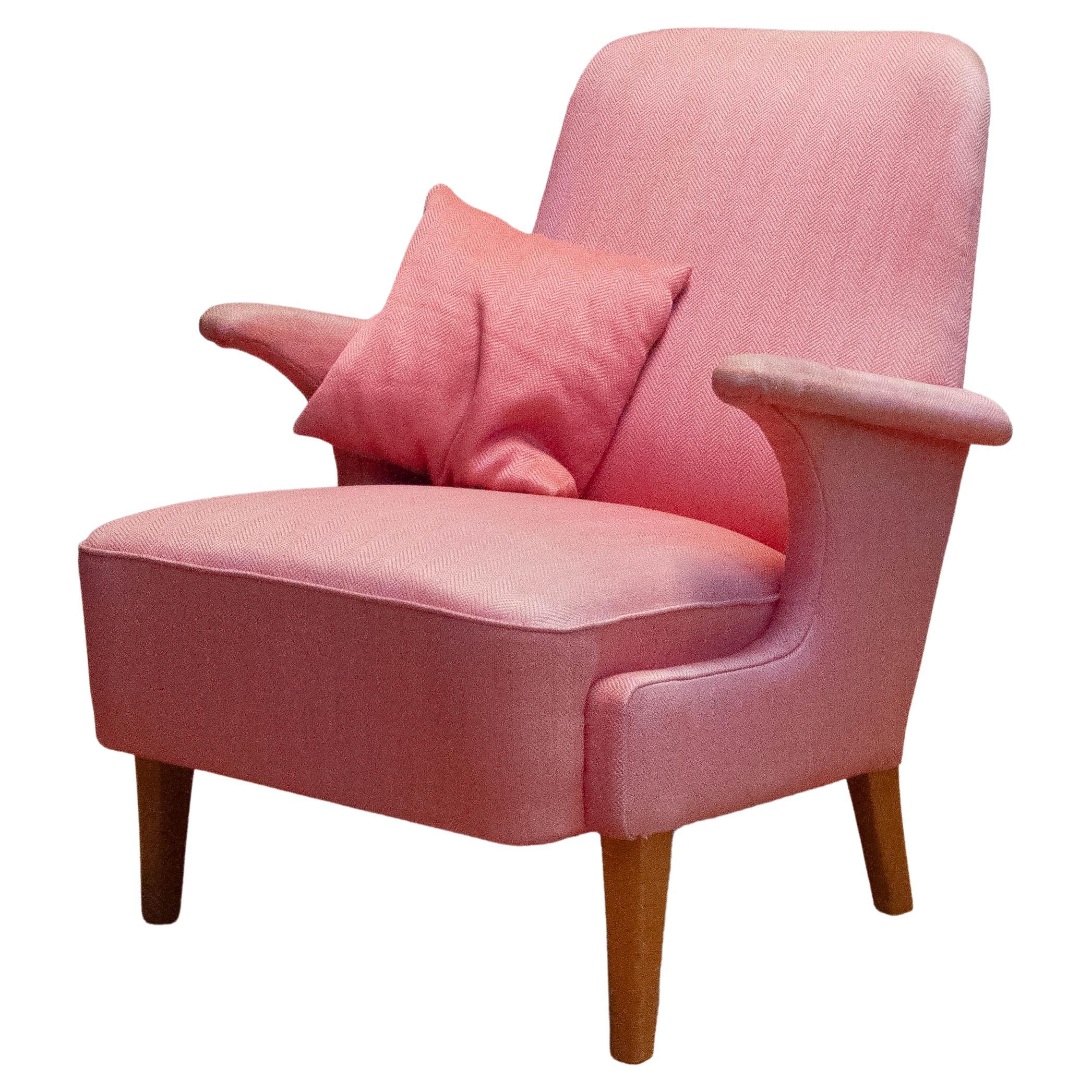 1950 Armchair / Lounge Chair With Powder Pink Wool Upholstery By Dux From Sweden For Sale