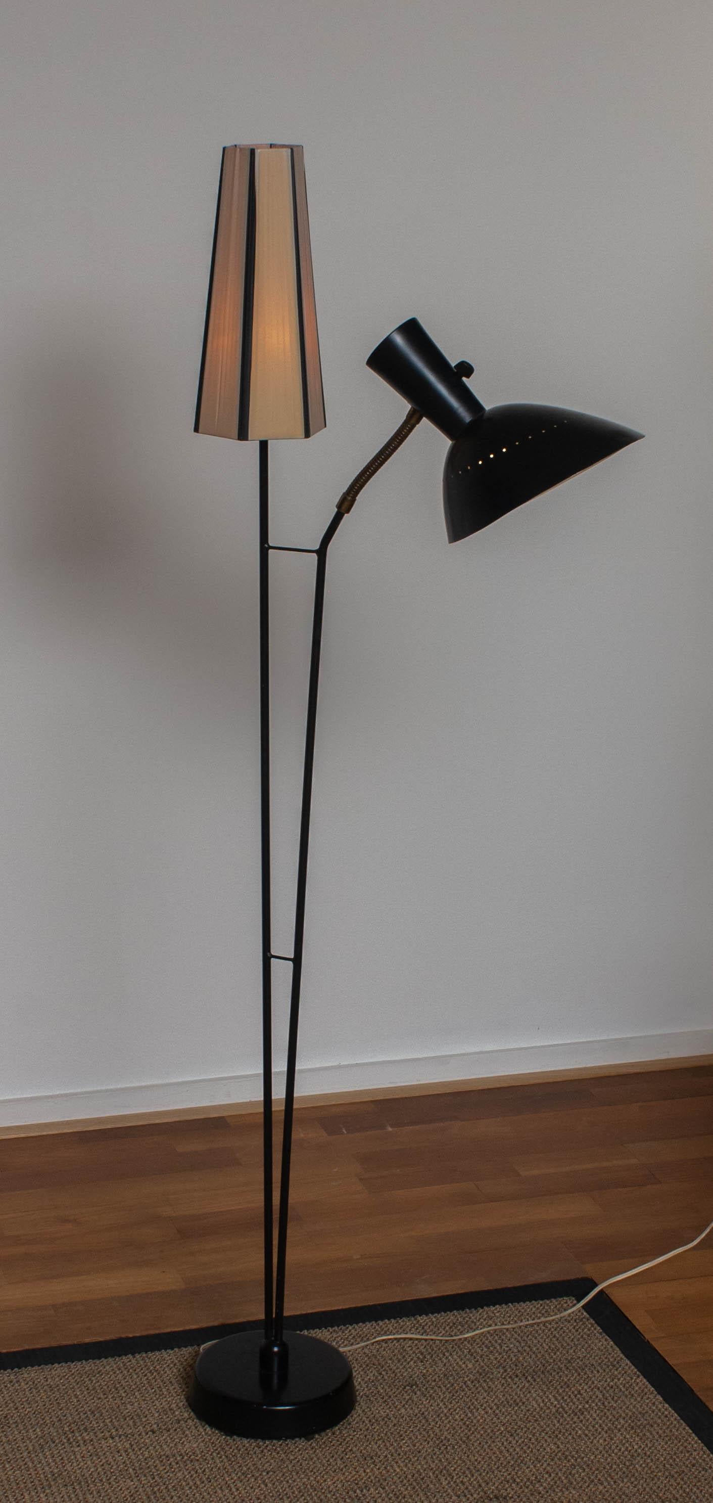 1950 Black Metal and Brass Floor Lamp, Hans Bergström for Ateljé Lyktan, Sweden 6