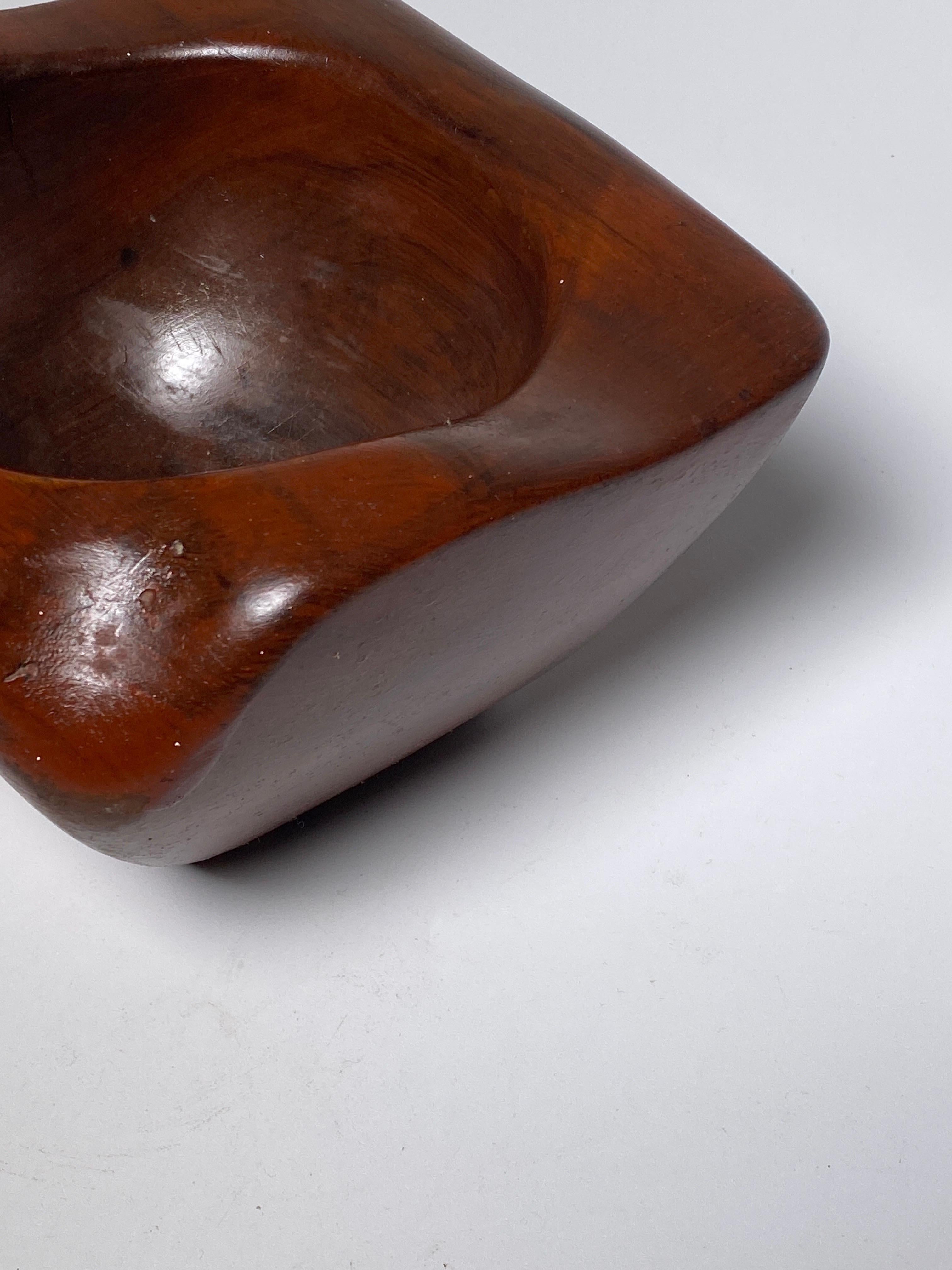 1950 Brutalist Wood Ashtray / Centrepiece In Good Condition For Sale In Auribeau sur Siagne, FR