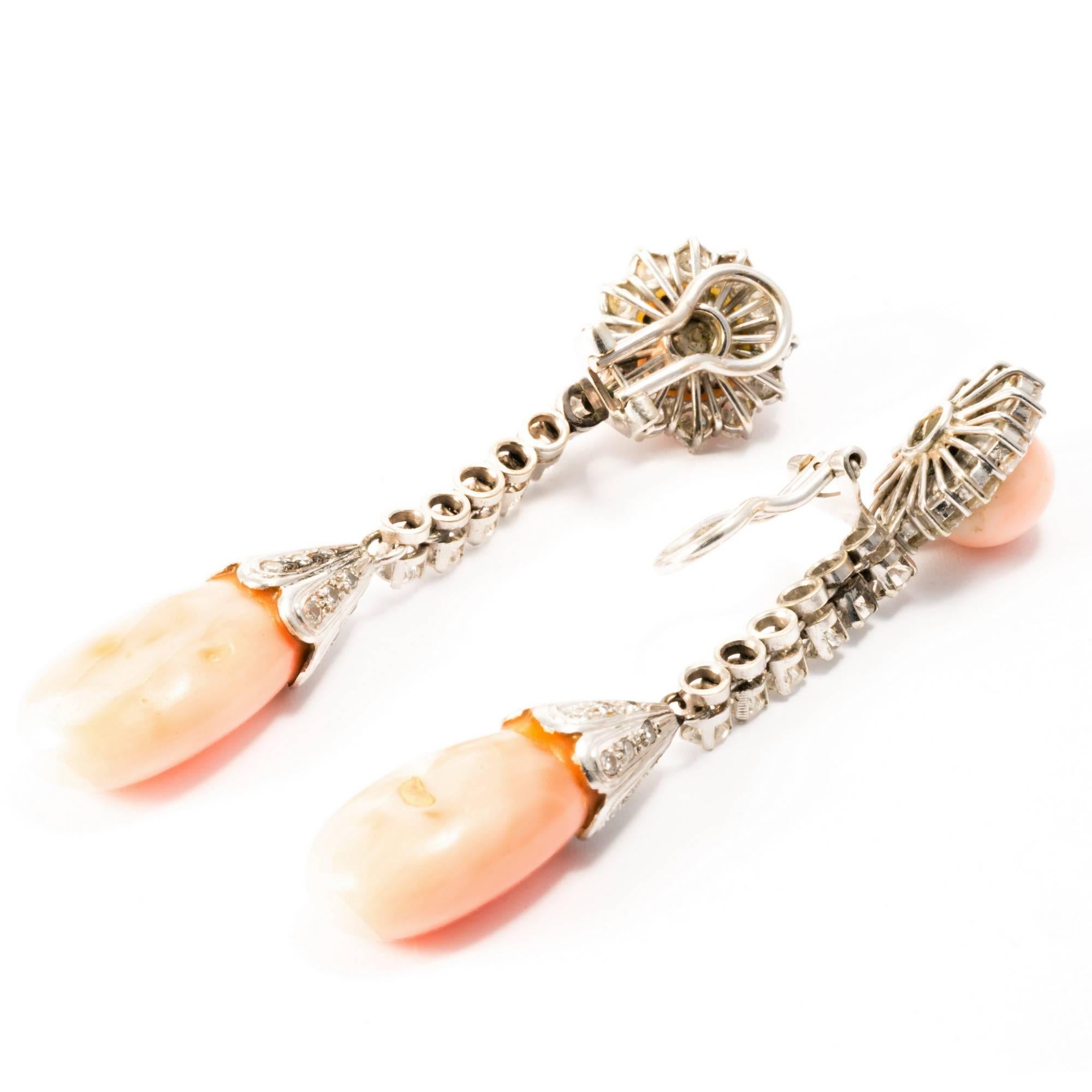 1950 Coral and Diamonds 18K White Gold Cocktail Dangle Clip-On Earrings For Sale 1