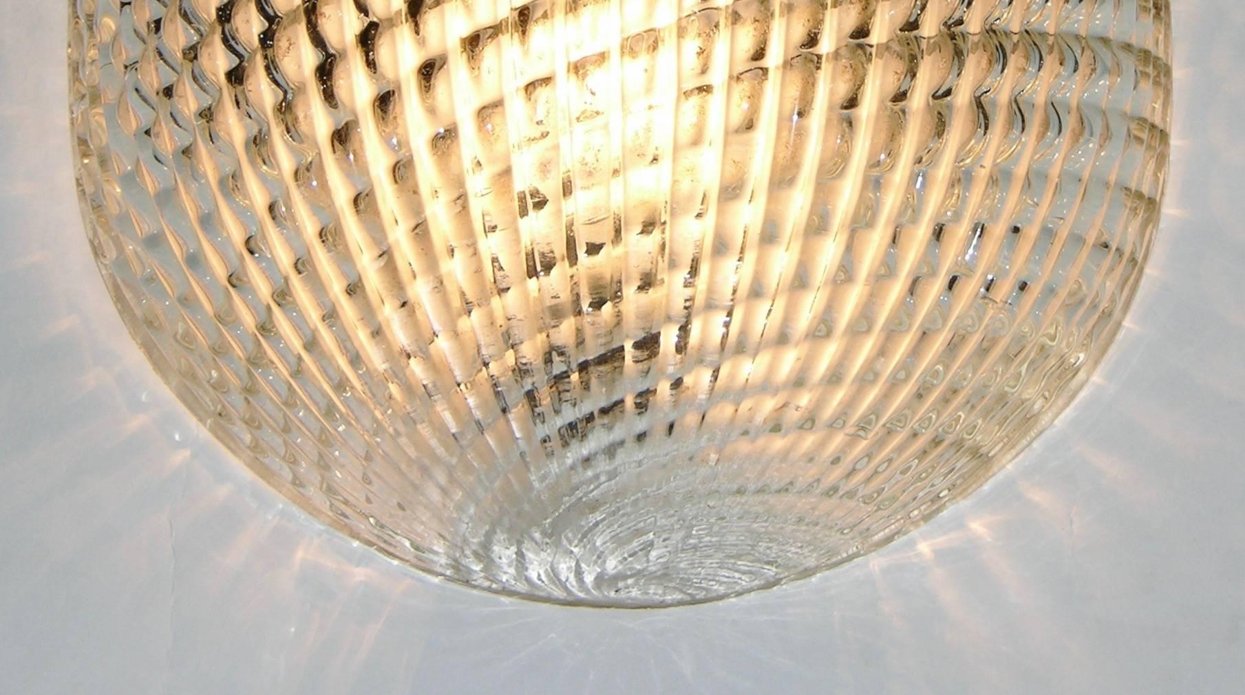 Mid-20th Century 1950 Crystal Textured Murano Glass Sconce Attributed to Barovier e Toso
