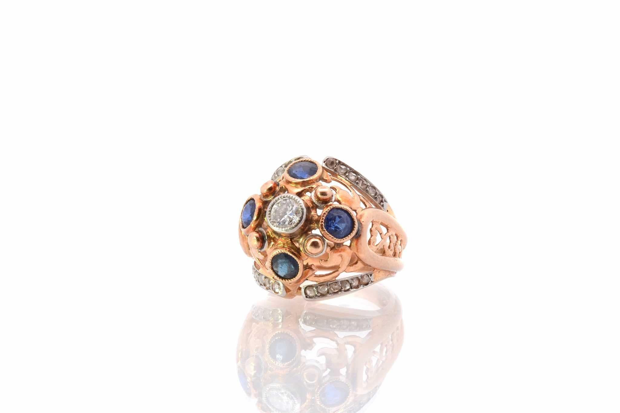 1950 dome diamonds and sapphires ring in 18k yellow gold In Good Condition For Sale In PARIS, FR