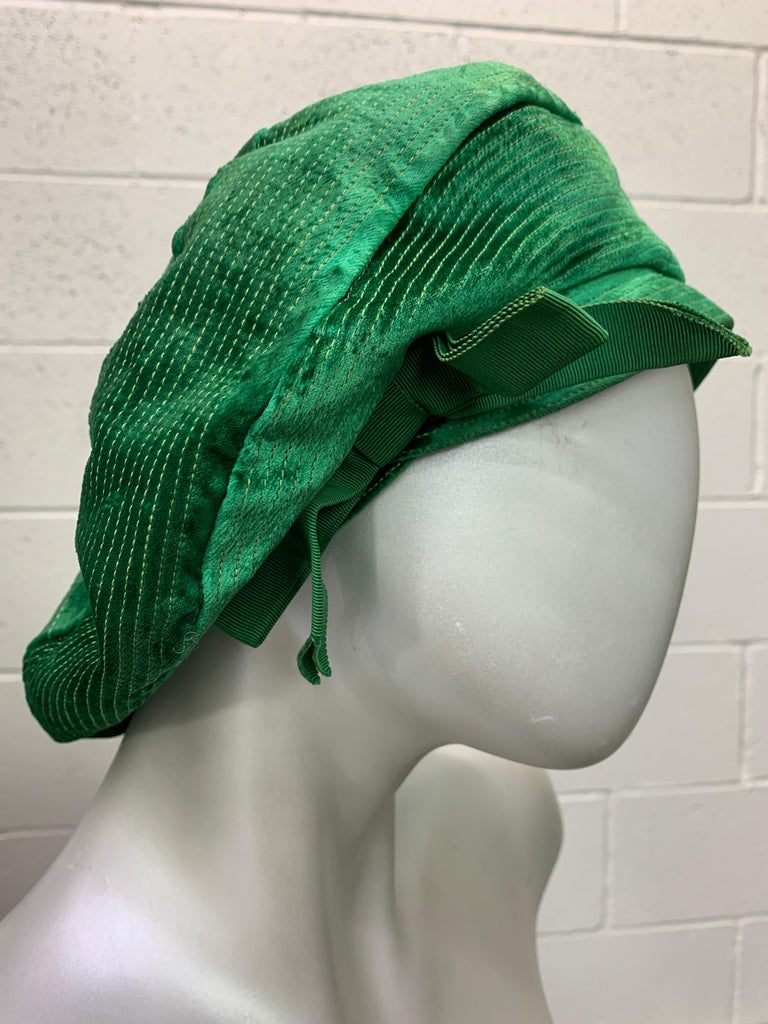 1950 Emerald Green Silk Panne Velvet Trapunto Stitch Tam Style Hat For Sale 8
