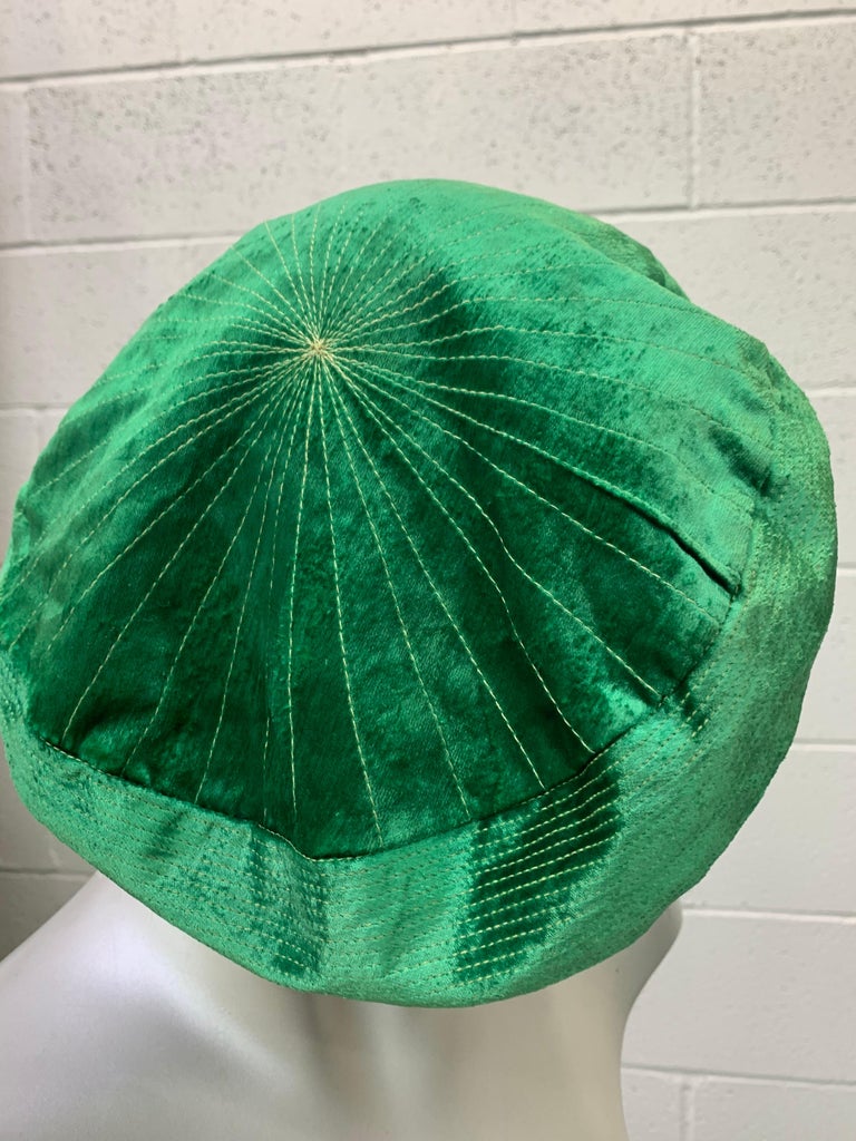 1950 Emerald Green Silk Panne Velvet Trapunto Stitch Tam Style Hat For Sale 9