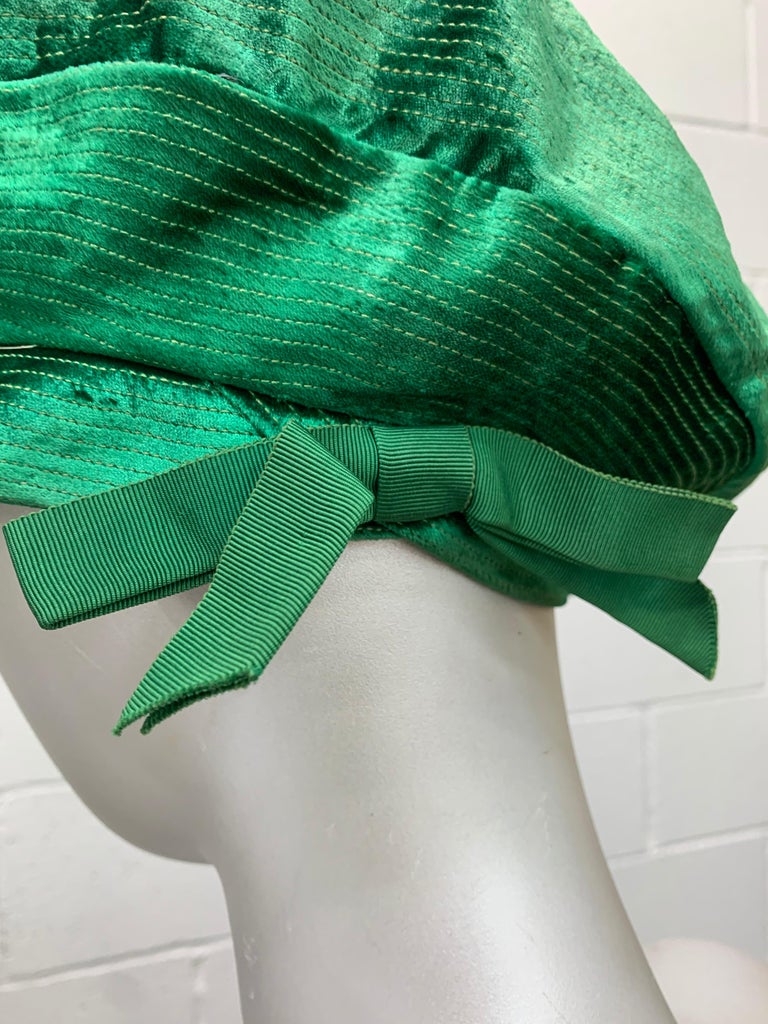 1950 Emerald Green Silk Panne Velvet Trapunto Stitch Tam Style Hat For Sale 4