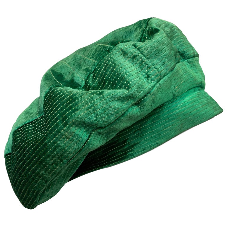 1950 Emerald Green Silk Panne Velvet Trapunto Stitch Tam Style Hat For Sale