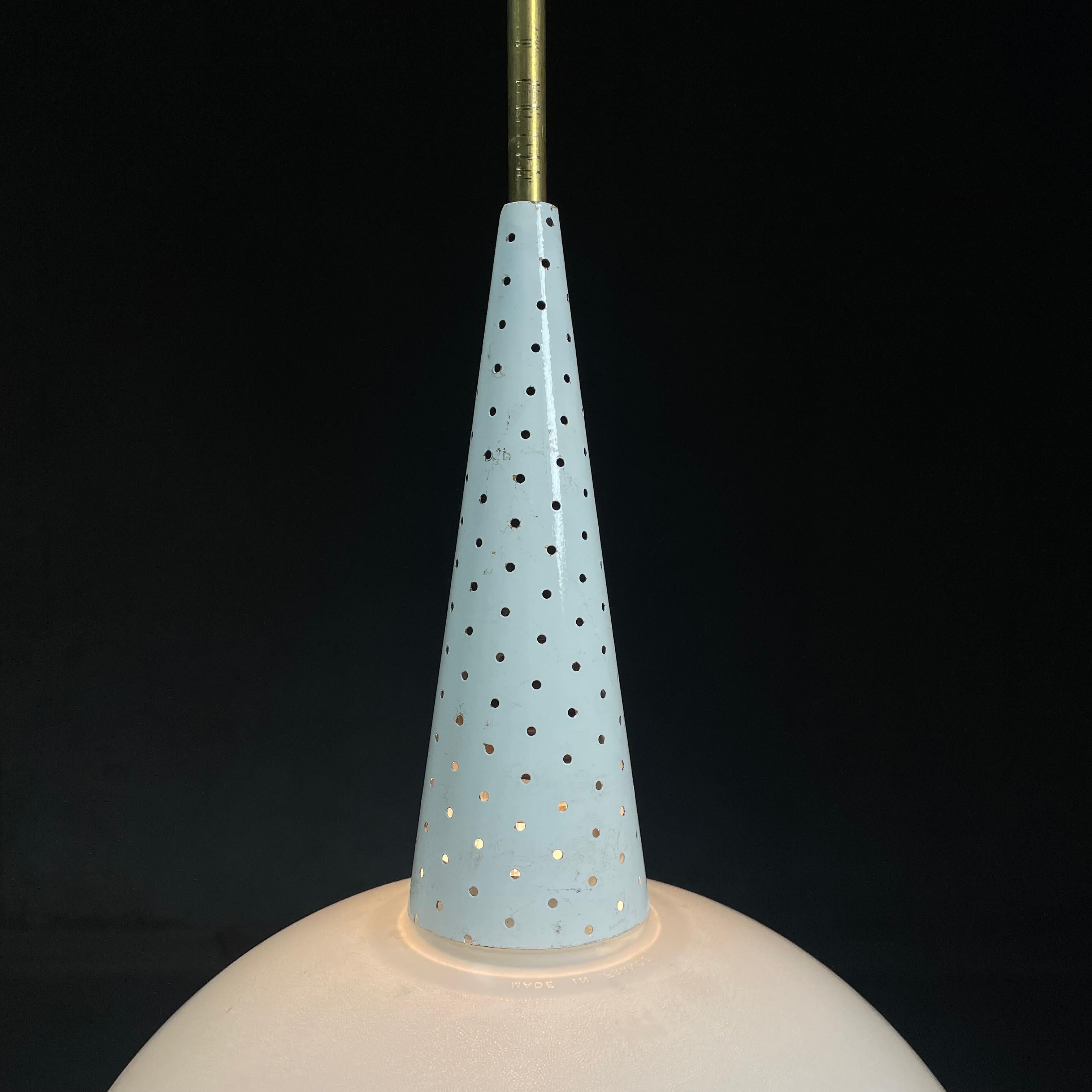 Francese Lampade a sospensione francesi del 1950 di Mathieu Mategot  per Holophane in vendita