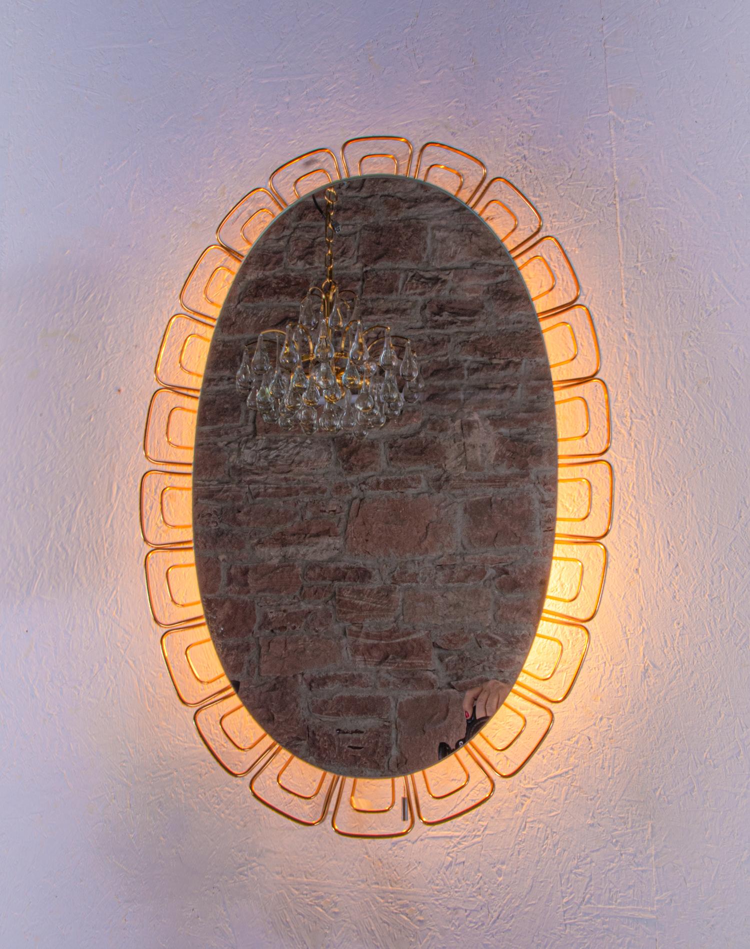 Illuminated Oval 26