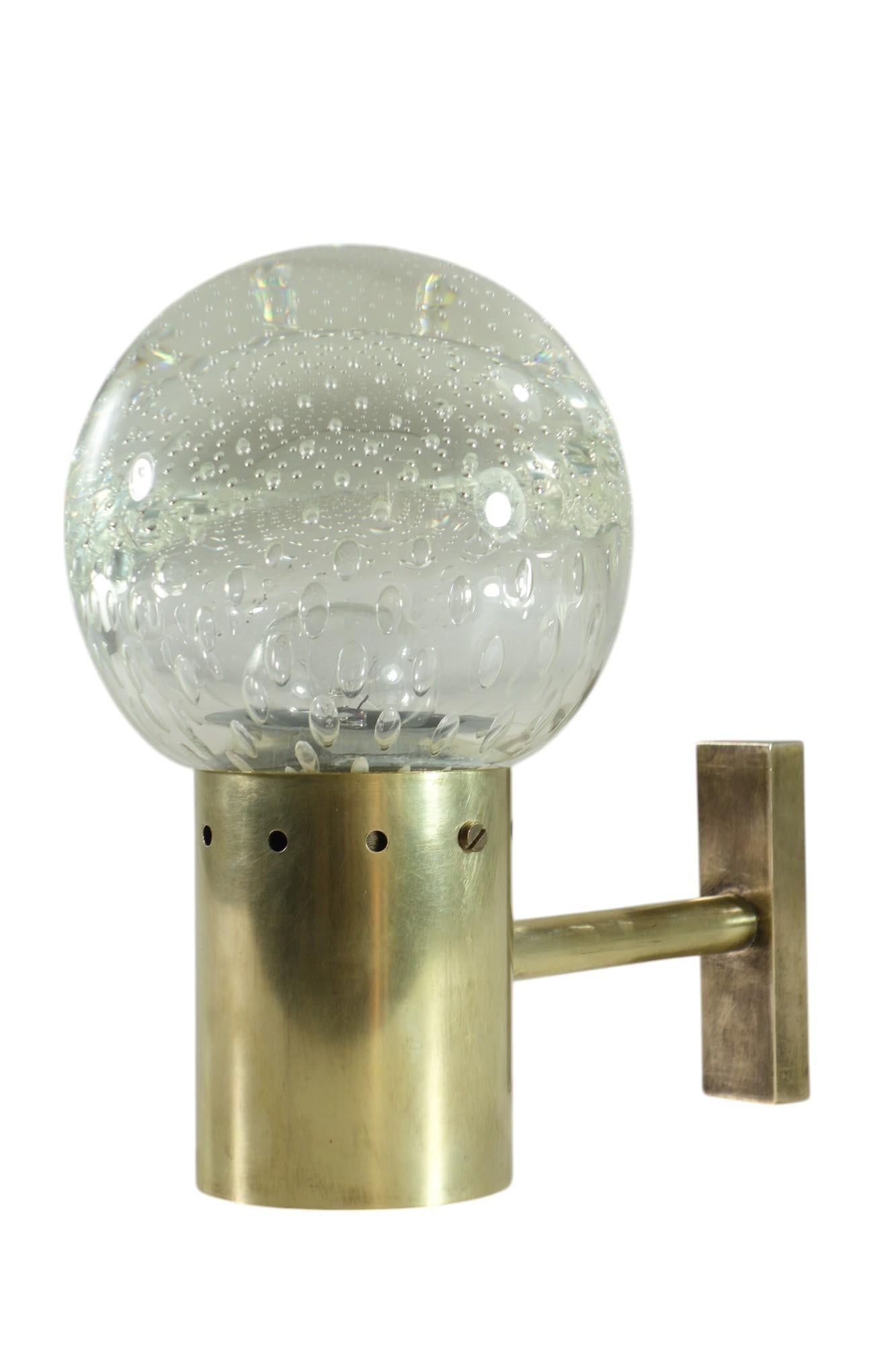 Italian 1950 Gino Sarfatti Arteluce Murano Glass Brass Wall Lamp For Sale