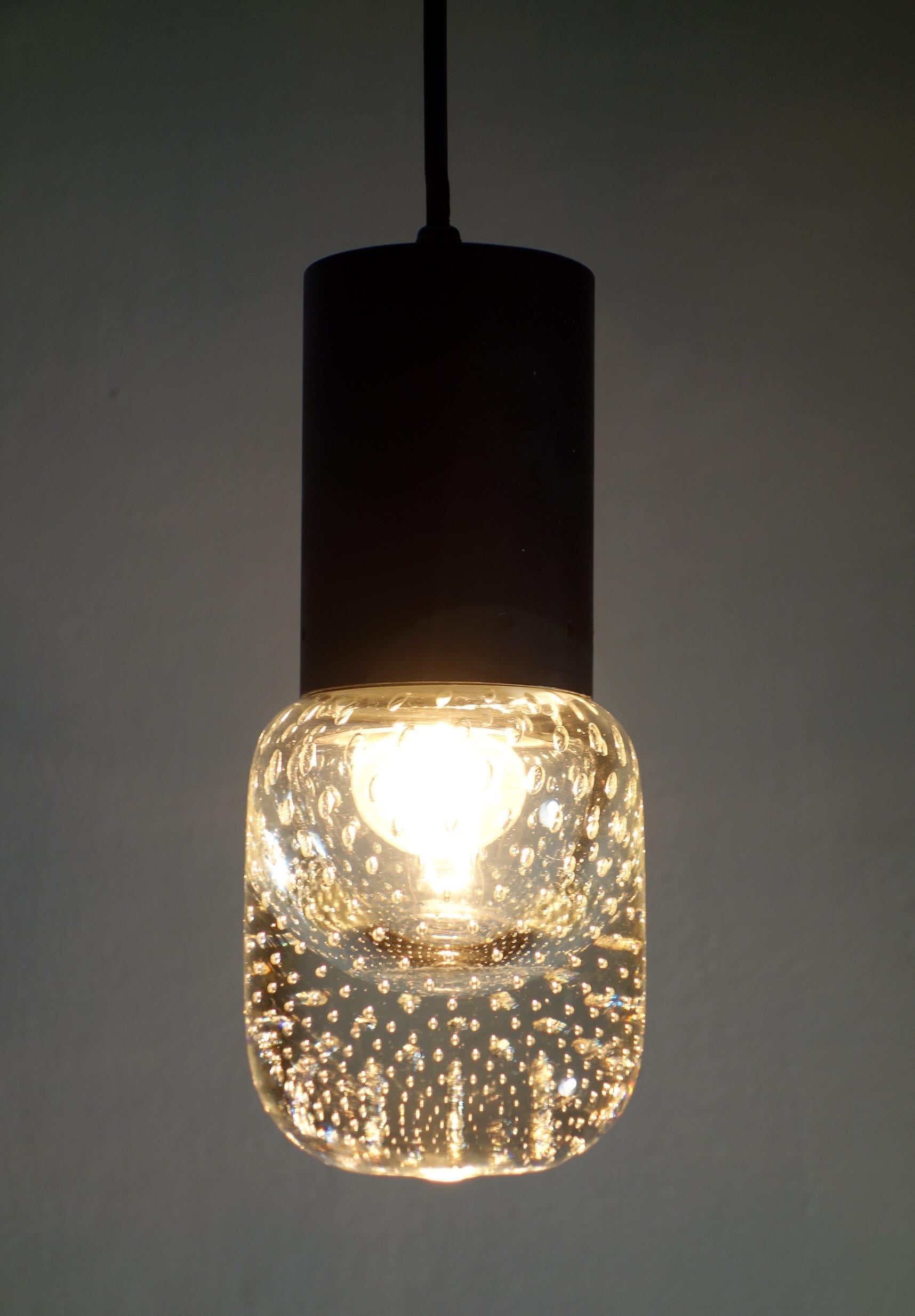 1950 Gino Sarfatti Seguso Lampada a soffitto a sospensione in vetro di Murano e metallo nero Set di 2 in vendita 6