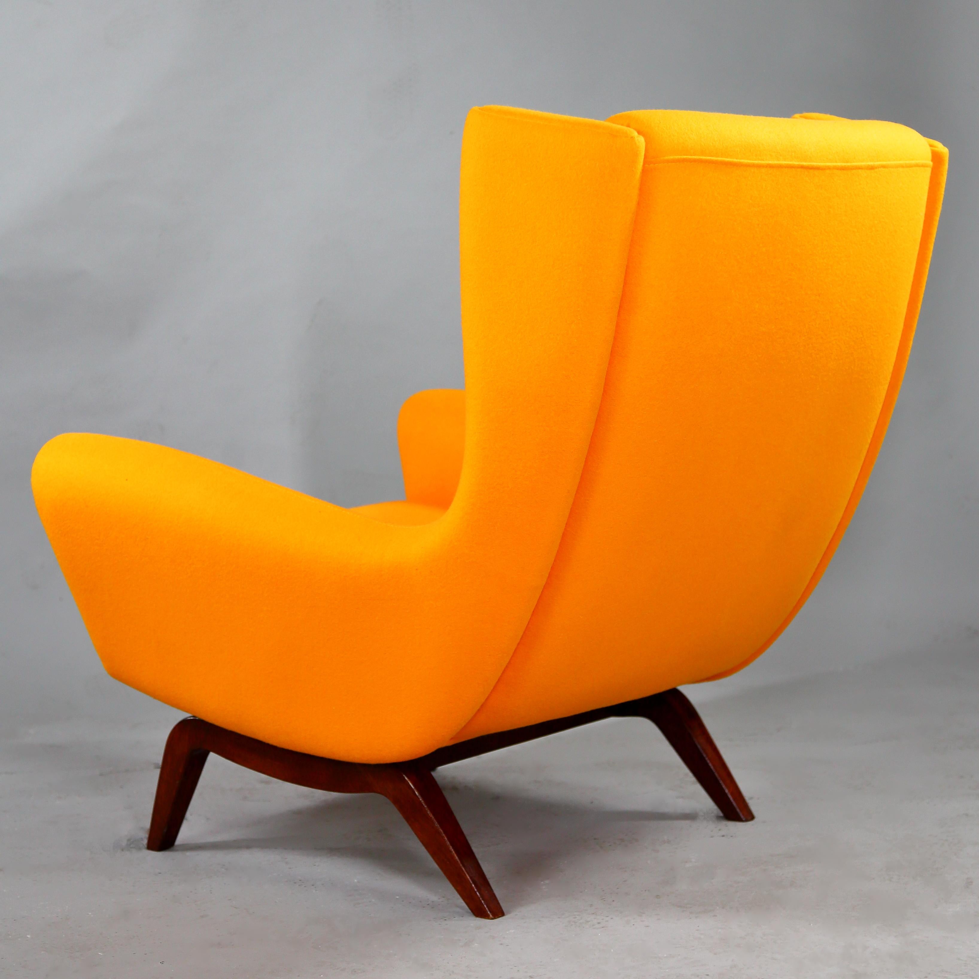 1950 Illum Wikkelsø Wingback Chair 'Model 110' Teak Wood Dominique Kieffer Wool For Sale 4