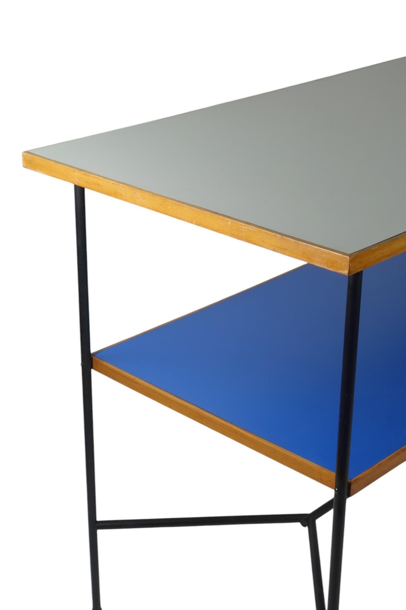 1950 Italienisches Mid Century Modernist Design Giulio Zappa Att. Blauer Formica-Tisch im Angebot 5