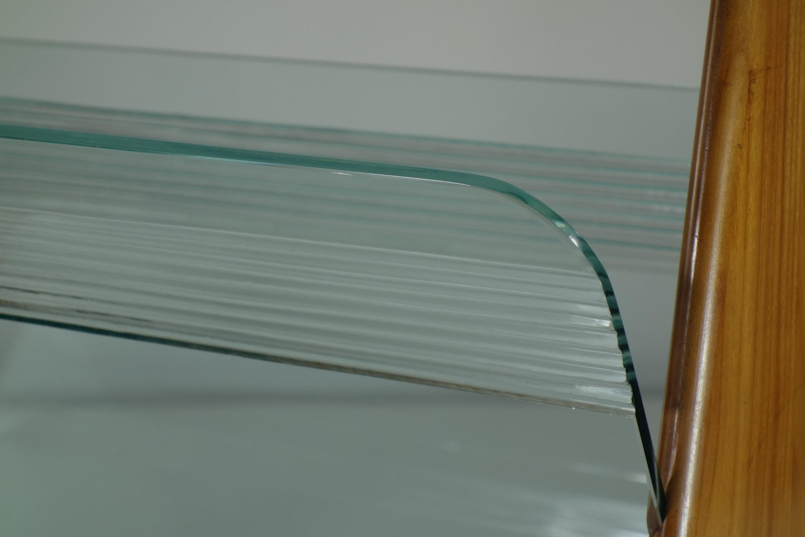 1950 Italian Midcentury Modern Design Wood Glass Magazine Rack For Sale 4