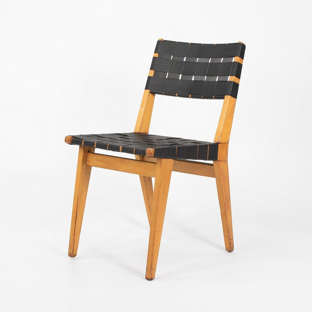 Moderne 1950 Knoll Risom Side Chair en érable avec sangles noires, Model 666C-WB en vente