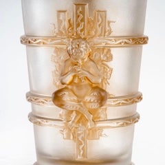 Lampe Panneau Faune Marc Lalique 1950 en cristal dépoli avec patine Sepia