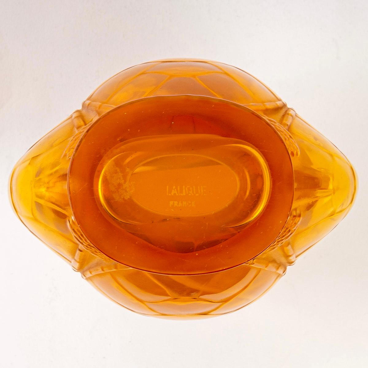 Molded 1950 Marc Lalique N°7 Tortue Turtle Morabito Perfume Bottle Orange Glass Biggest For Sale