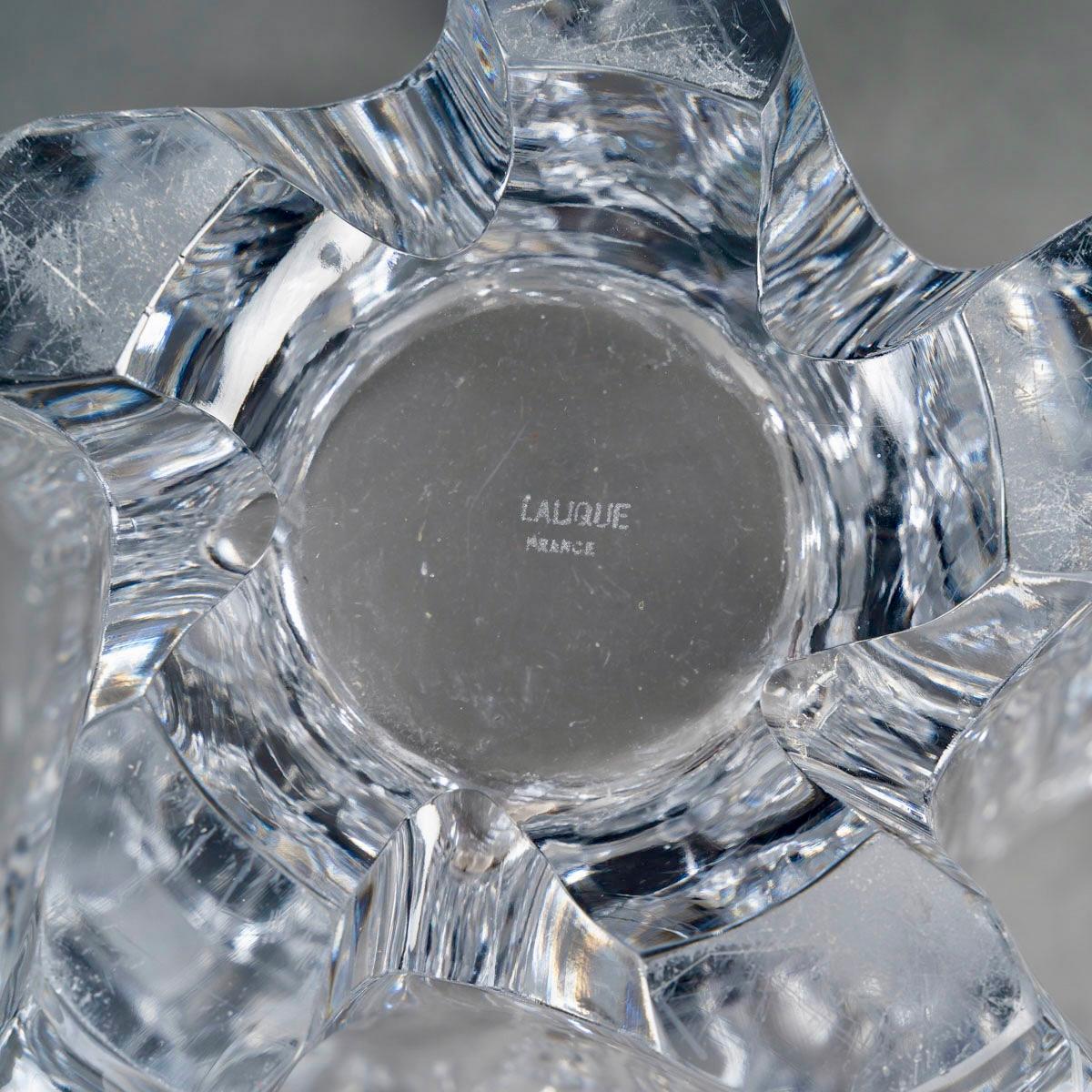 1950 Marc Lalique - Vaso di cristallo Mandragon in vendita 3