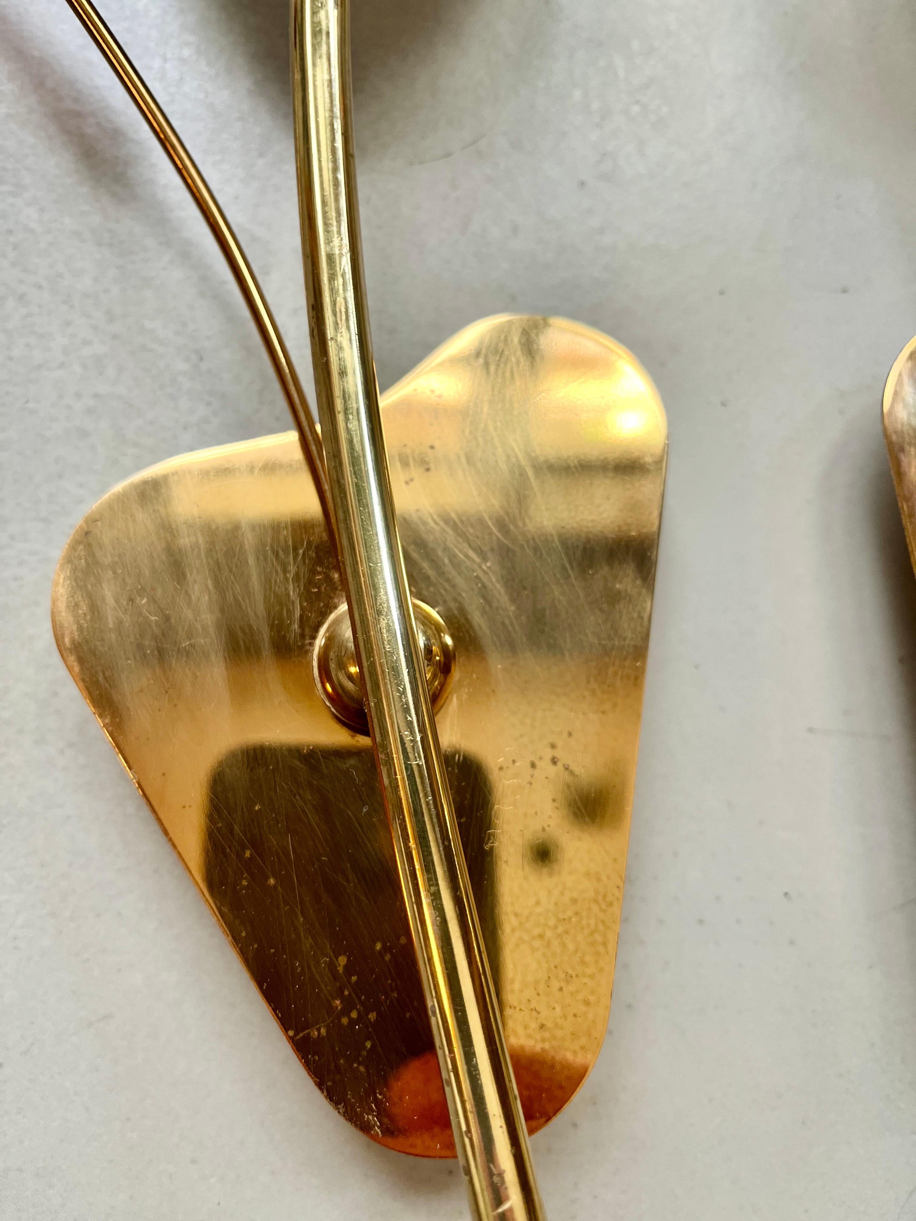 1950 Mid Modern Century Pair Wall Sconces von Maison Arlus (Messing) im Angebot