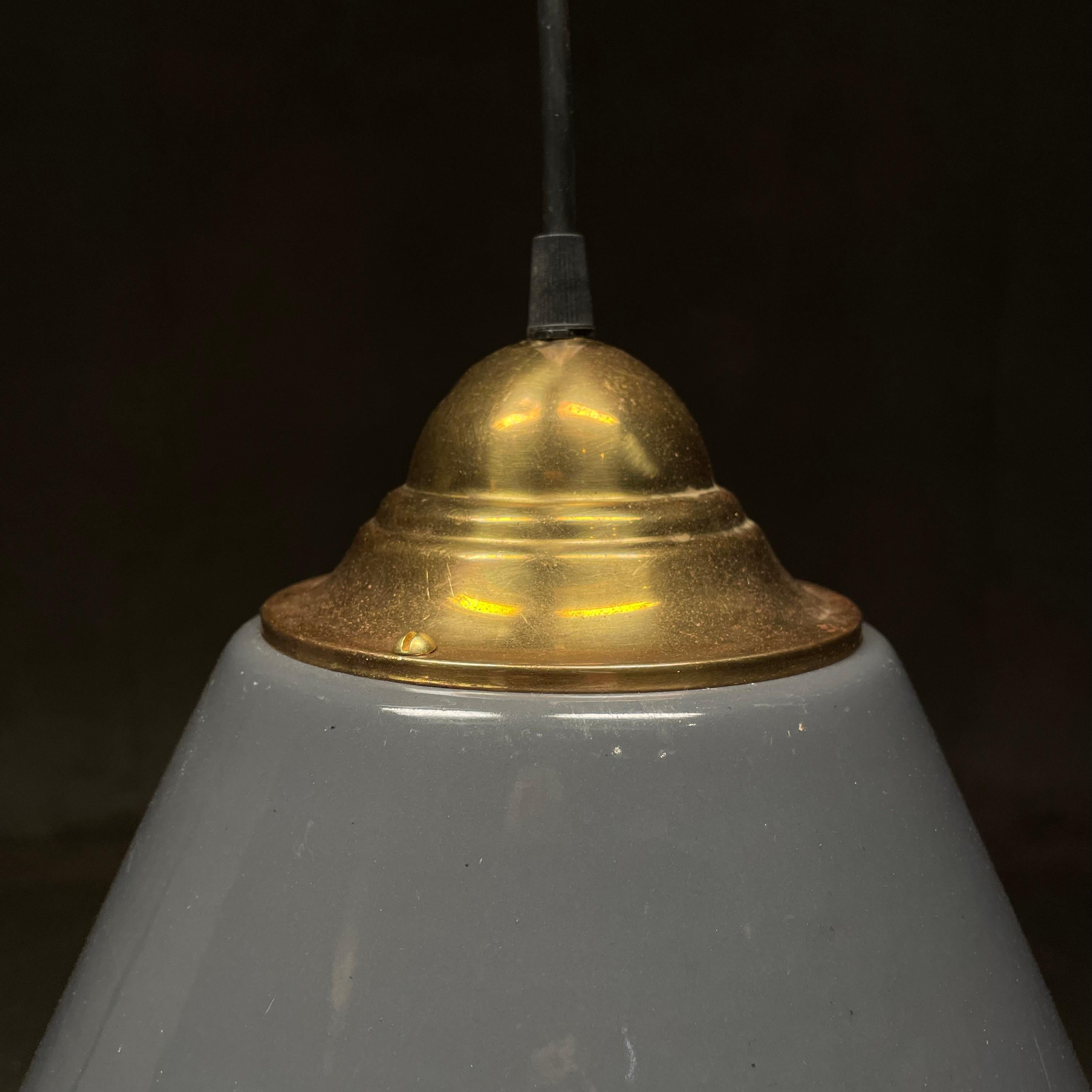 20th Century 1950 nautical industrial enamel brass pendant lights For Sale