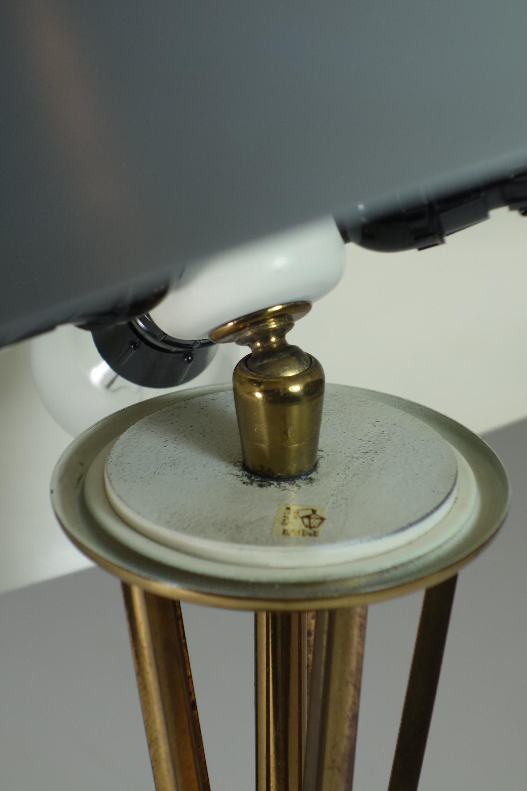 1950 Oscar Torlasco Lumi Italian Design Midcentury Brass Grey Black Table Lamp in vendita 7