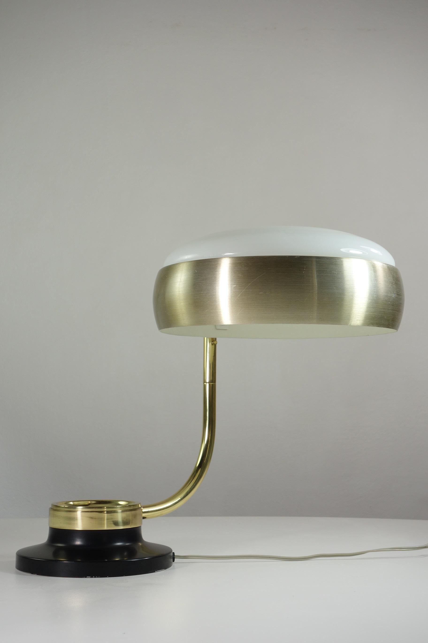 Mid-Century Modern 1950 Oscar Torlasco Lumi Milano Lampe de table italienne Midcentury Design en vente