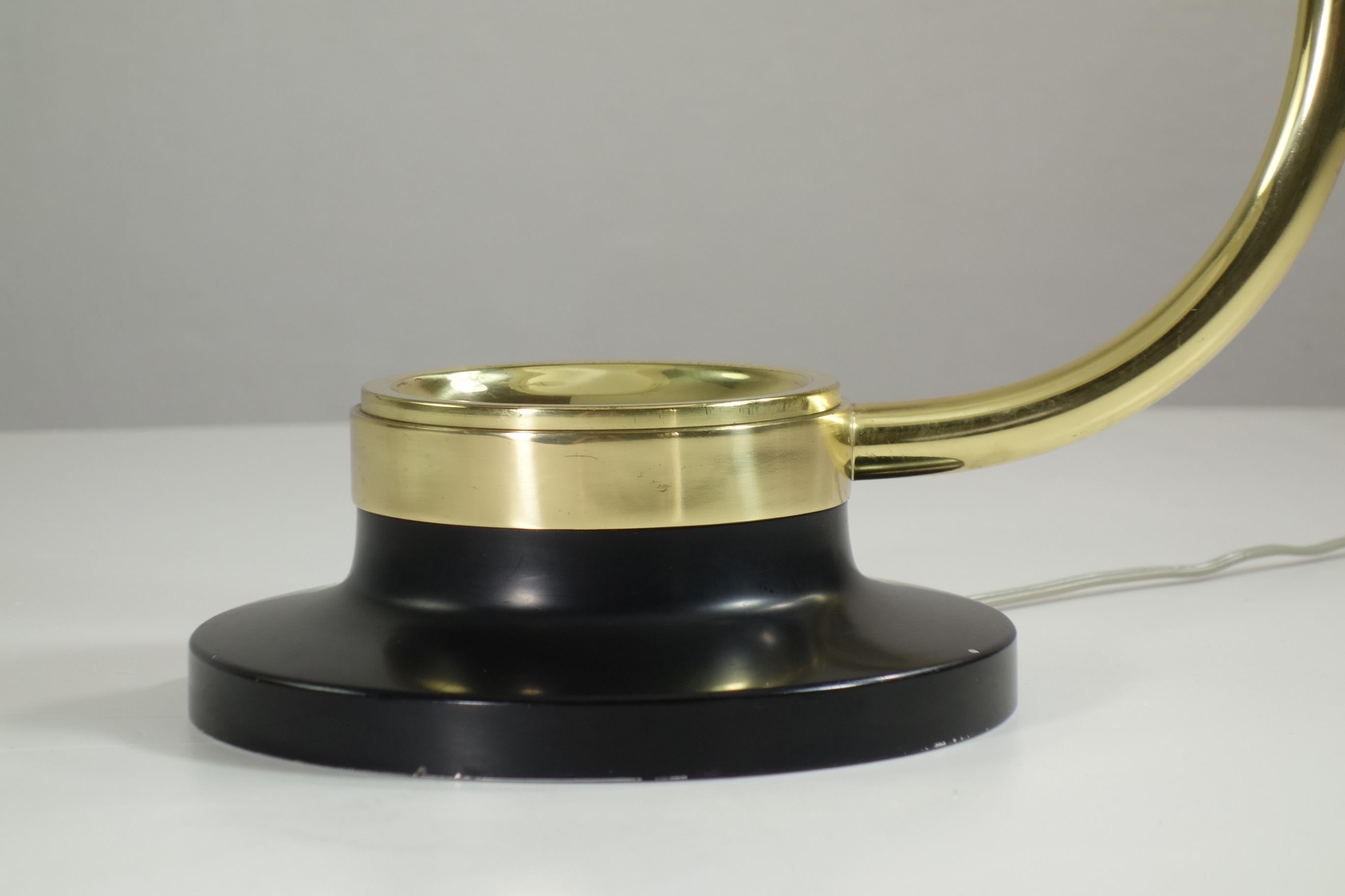 Métal 1950 Oscar Torlasco Lumi Milano Lampe de table italienne Midcentury Design en vente