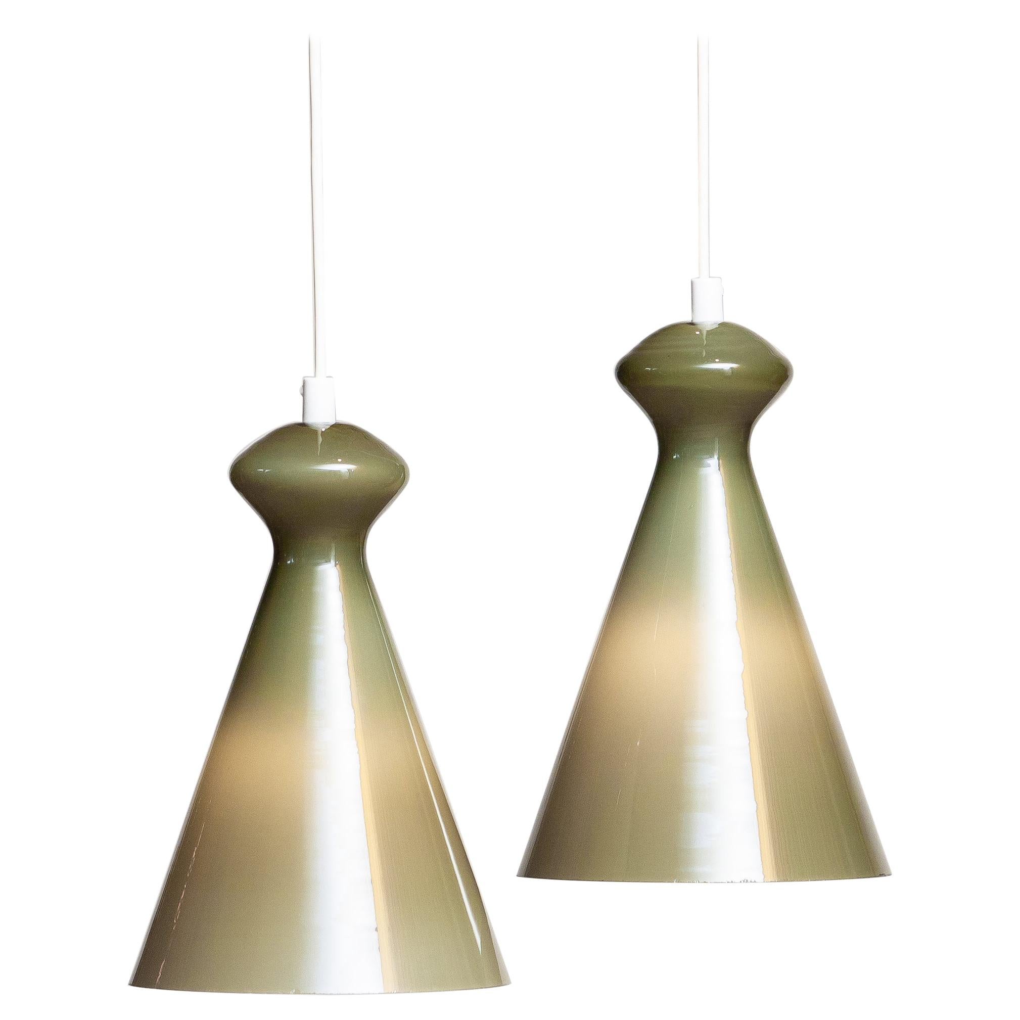 Scandinavian Modern 1950 Pair Glass Pendants in Olive Green by Maria Lindeman for Idman Oy, Finland