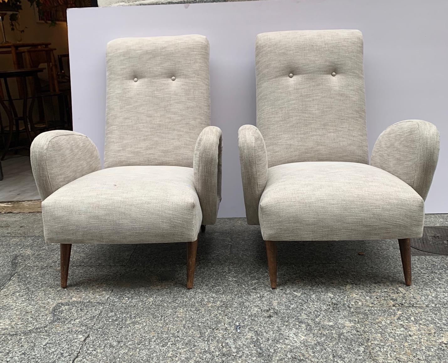 1950 Pair of Italian Armchairs For Sale 5