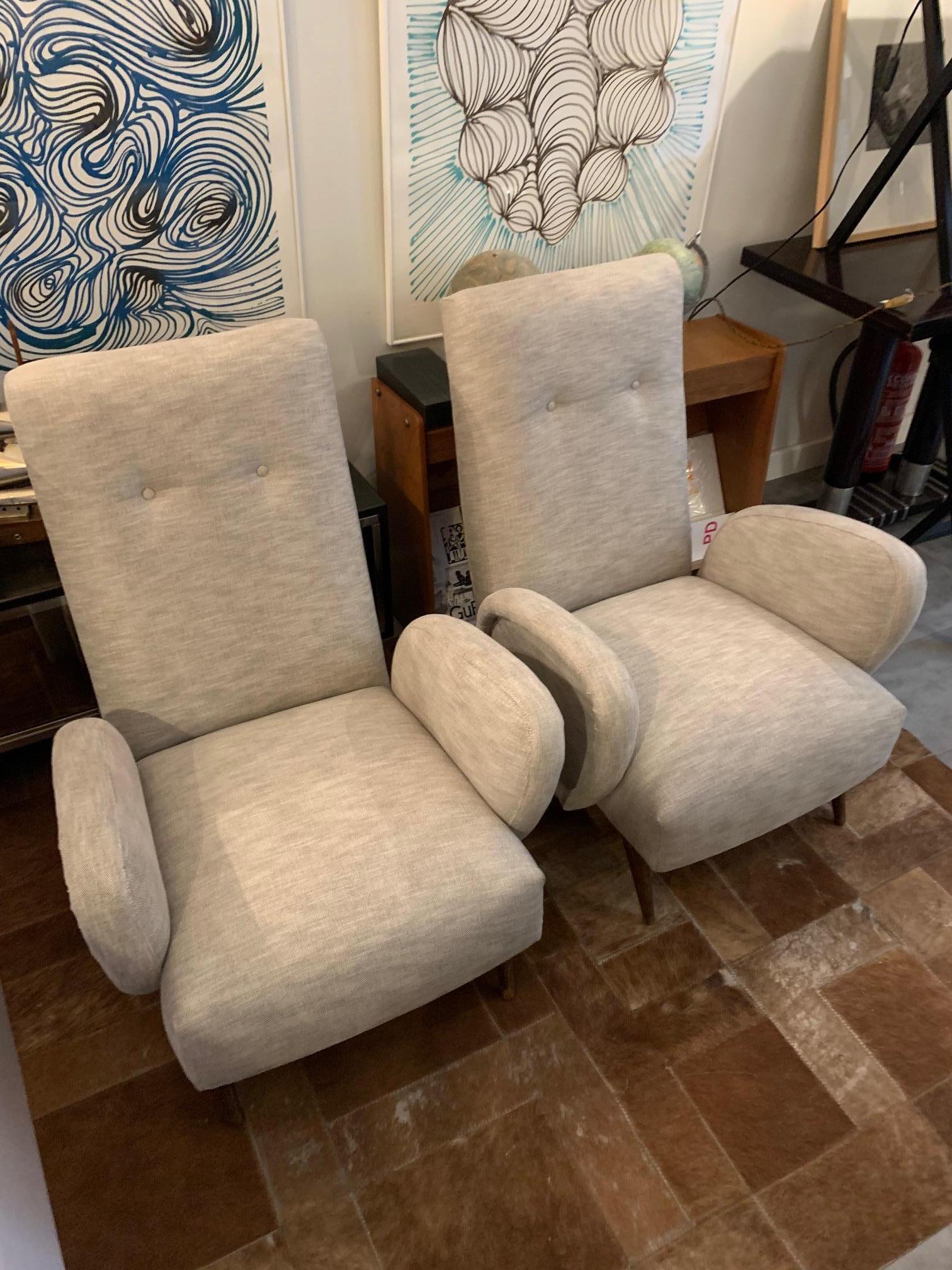 1950 Pair of Italian Armchairs For Sale 3